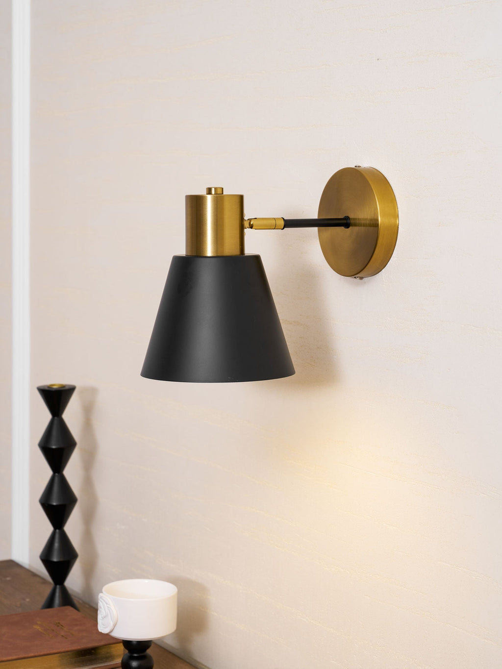 adjustable-armed-wall-lamp-anzaz--12