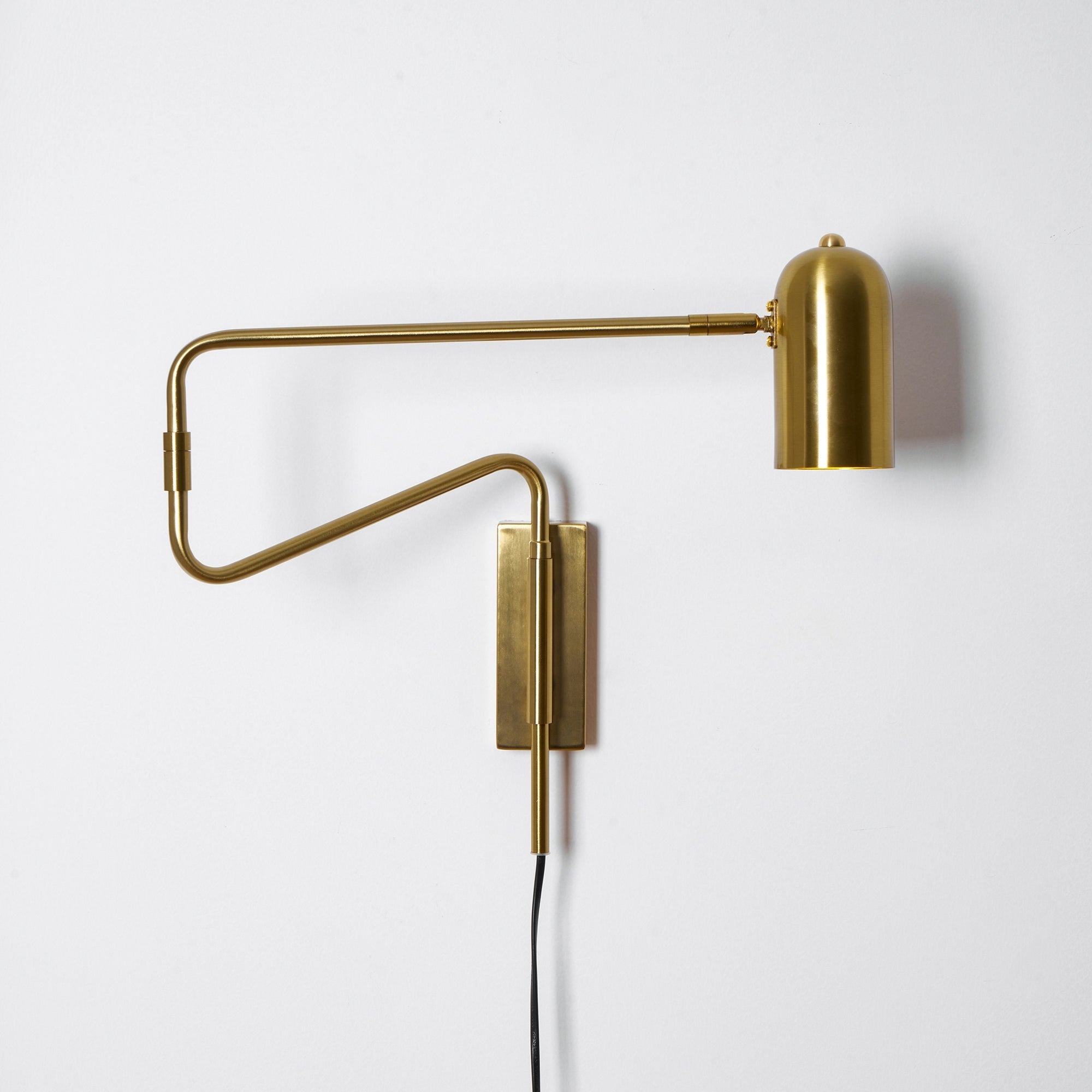 adjustable-arm-plug-in-wall-lamp-anzaz-Black & Gold-16