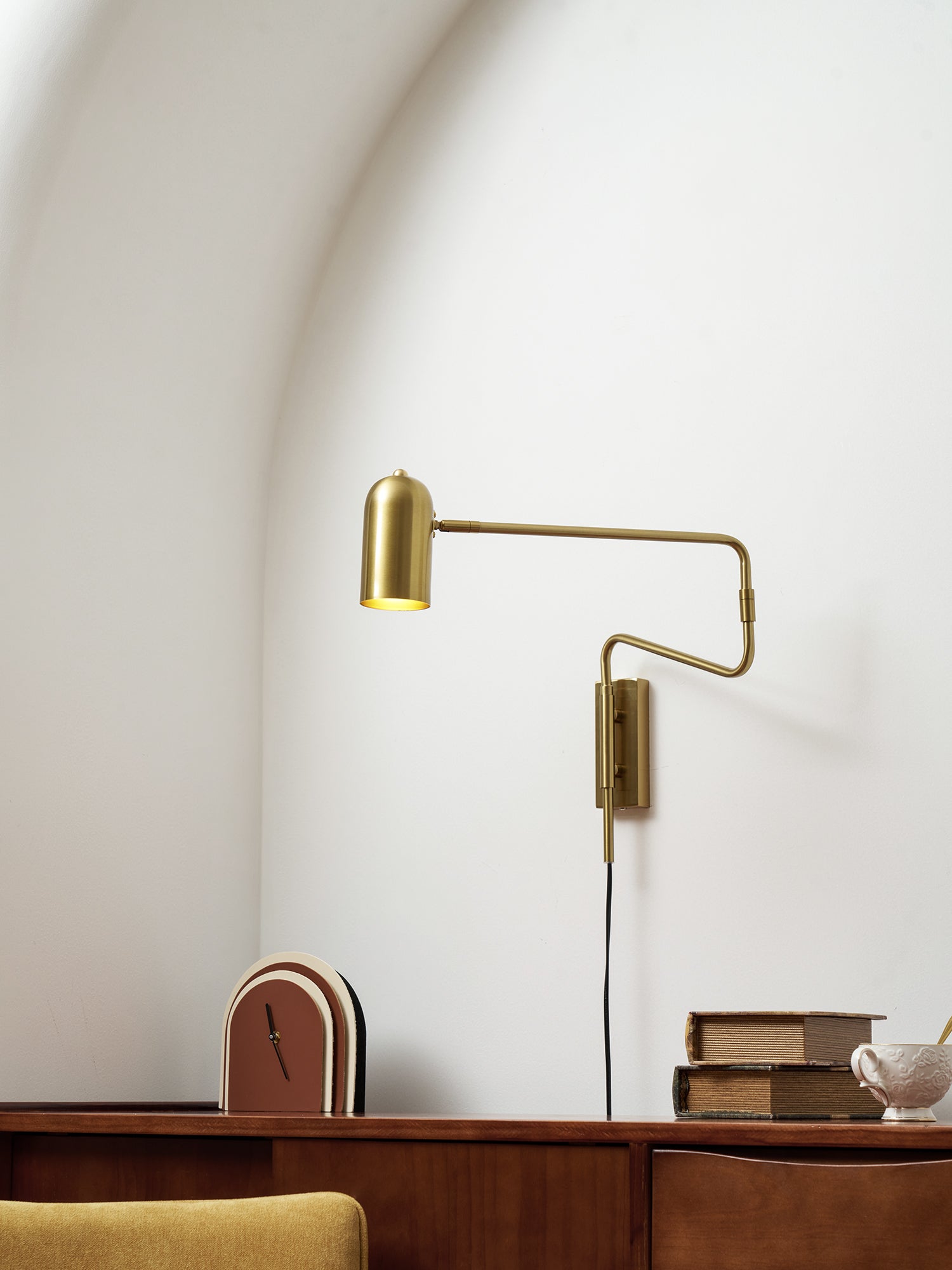 adjustable-arm-plug-in-wall-lamp-anzaz--23