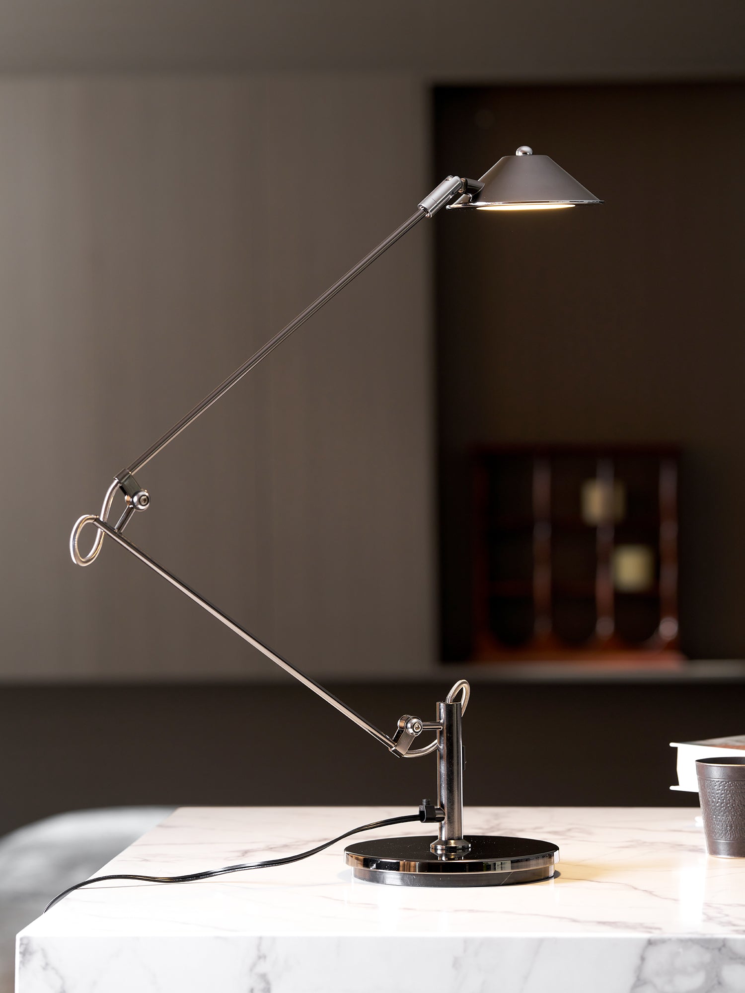 adjustable-black-office-task-lamp-anzaz--30