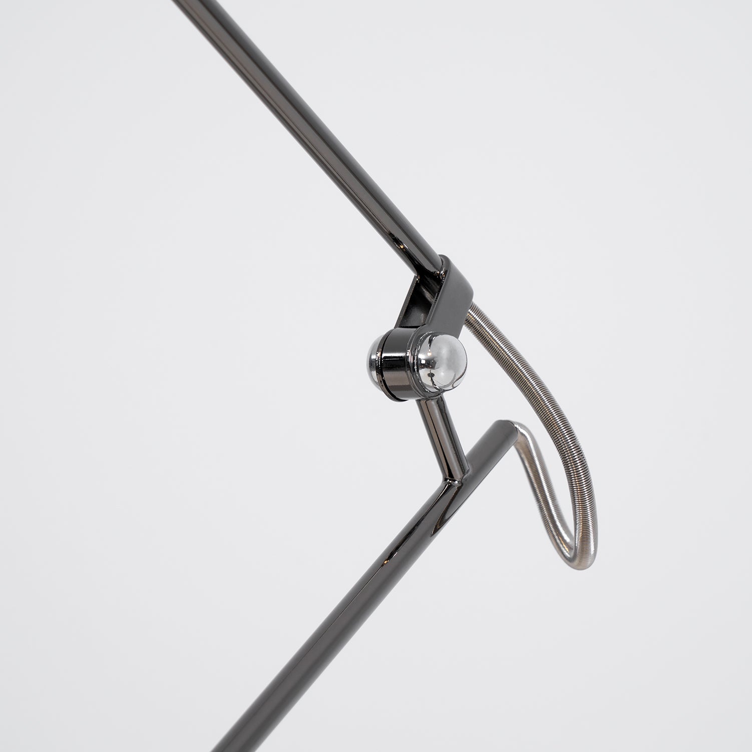 adjustable-black-office-task-lamp-anzaz--37