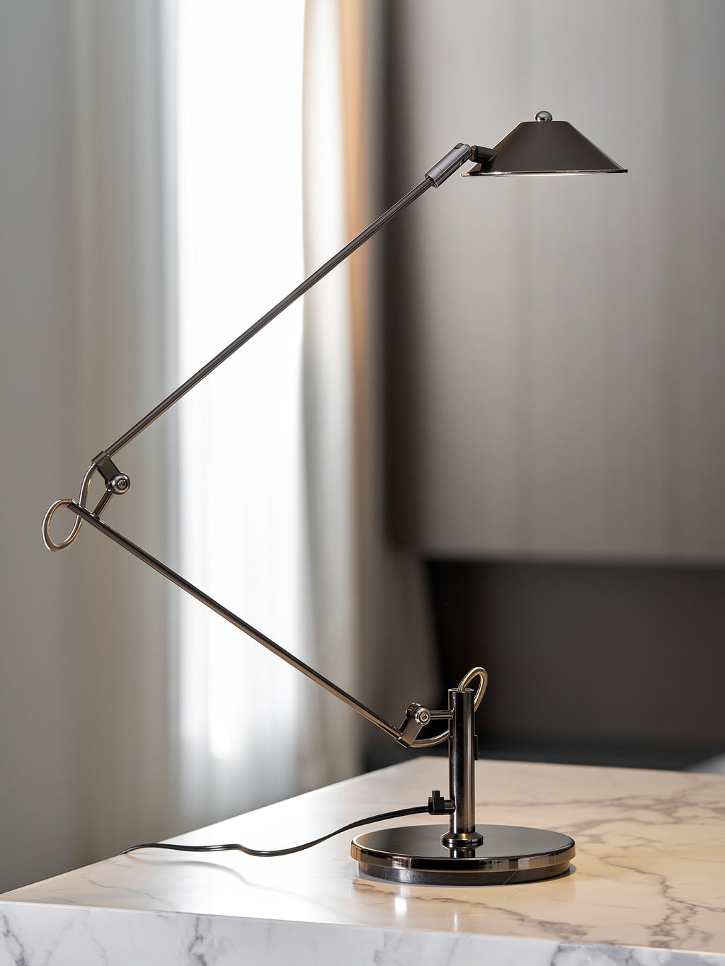 adjustable-black-office-task-lamp-anzaz--31