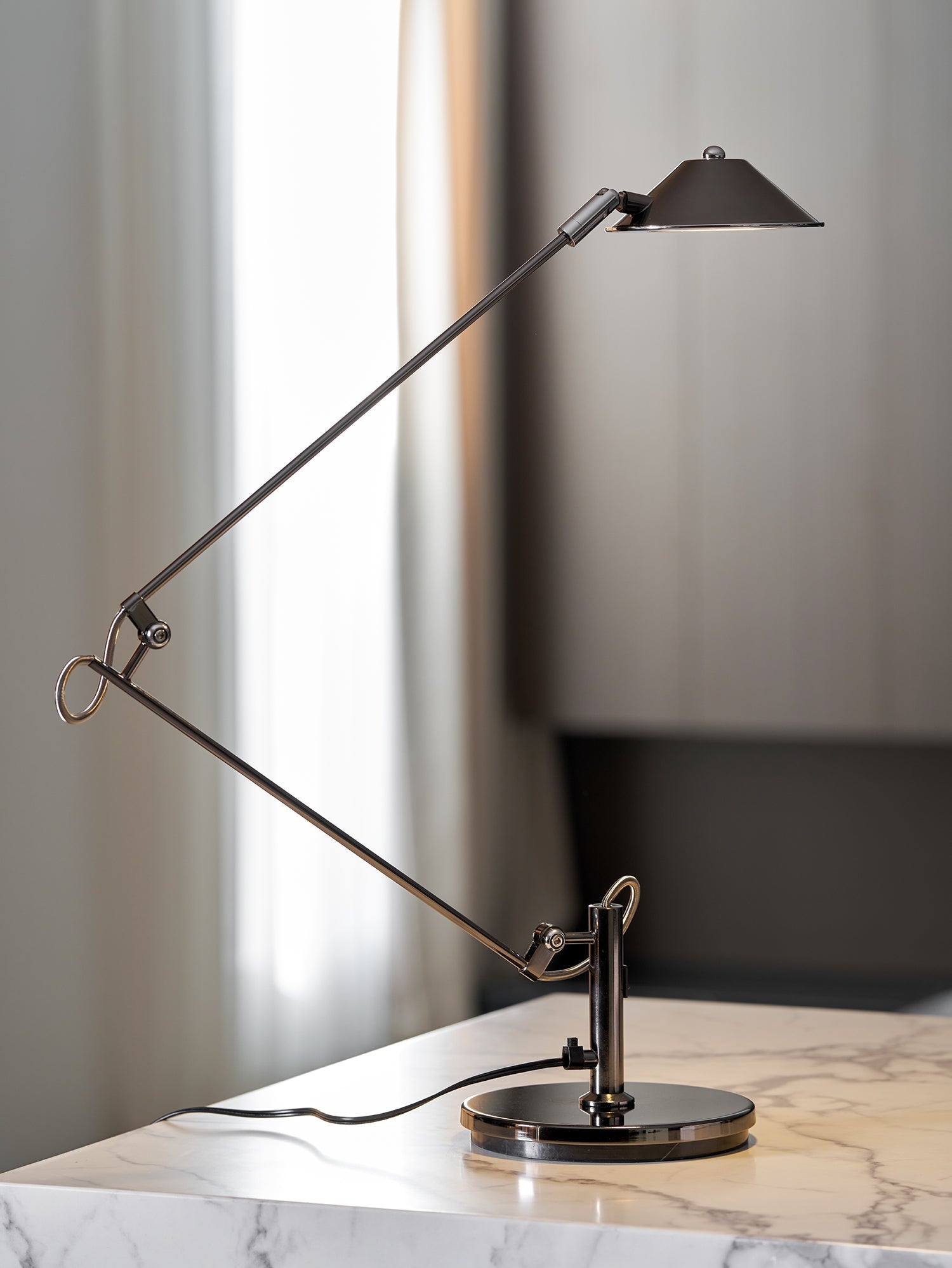 adjustable-black-office-task-lamp-anzaz--31