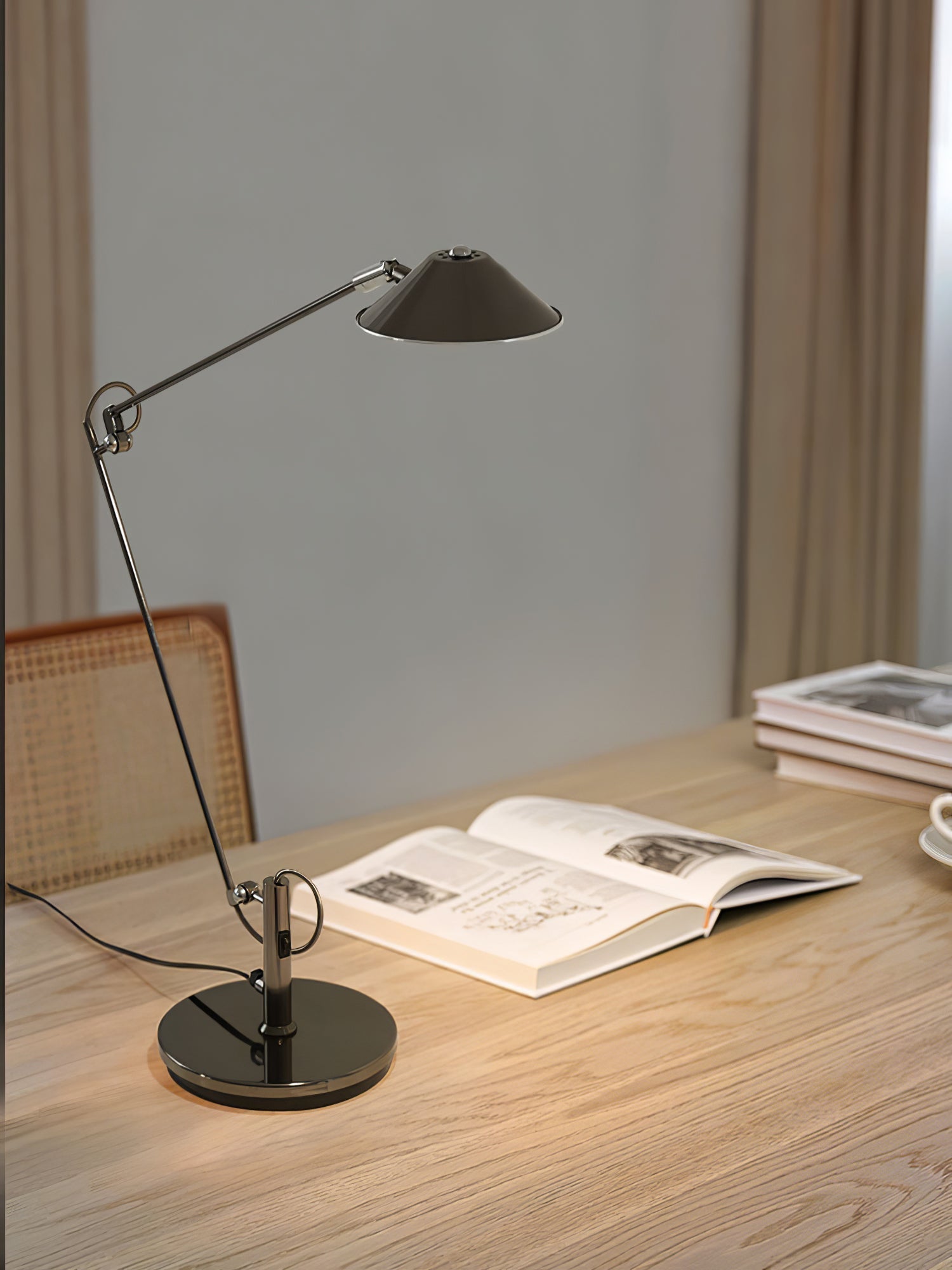 adjustable-black-office-task-lamp-anzaz--10