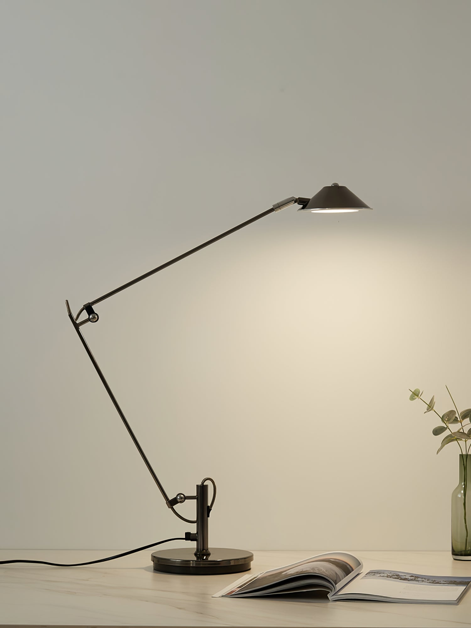 adjustable-black-office-task-lamp-anzaz--11