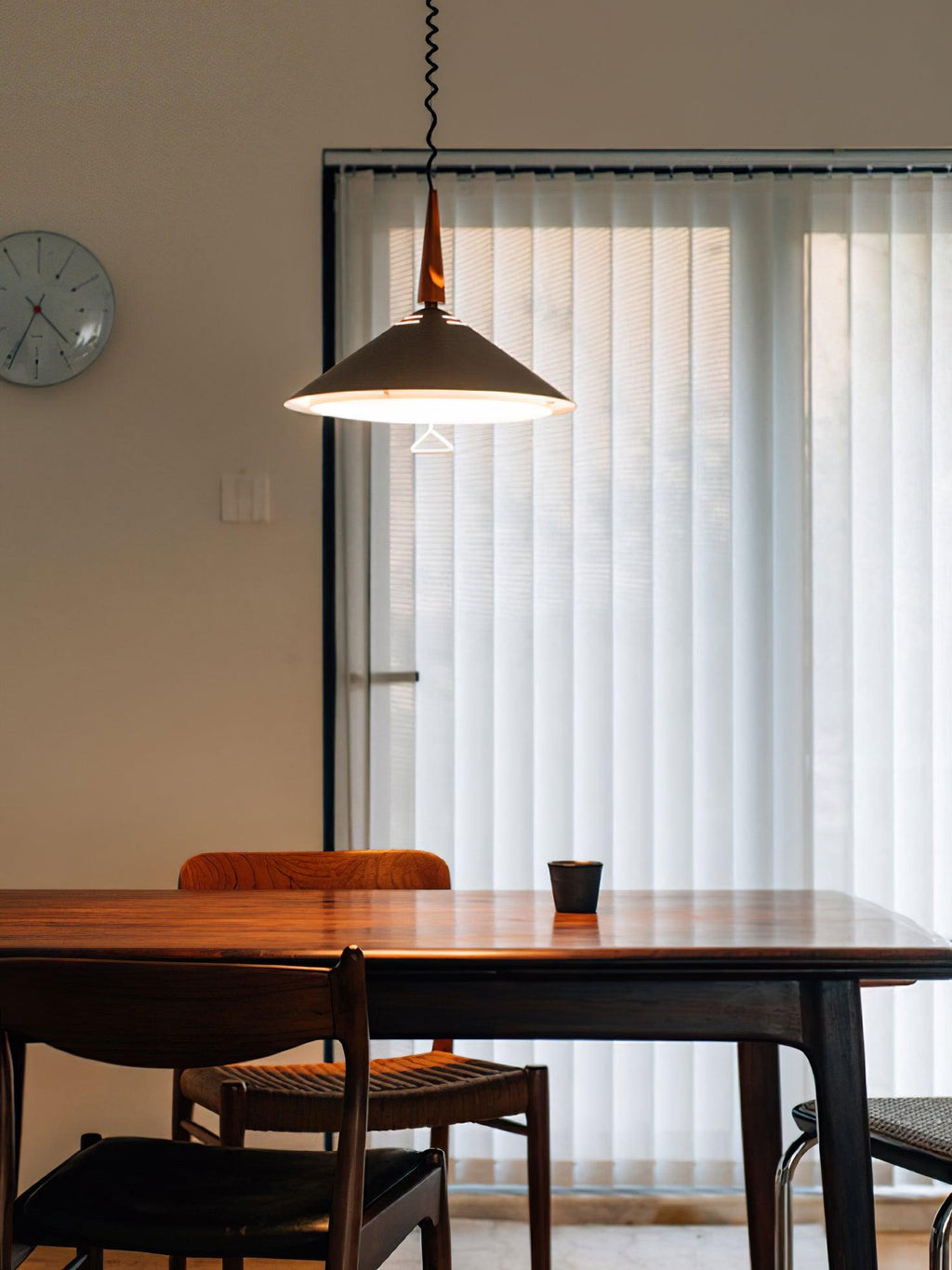 agnes-retro-pendant-lamp-anzaz--25