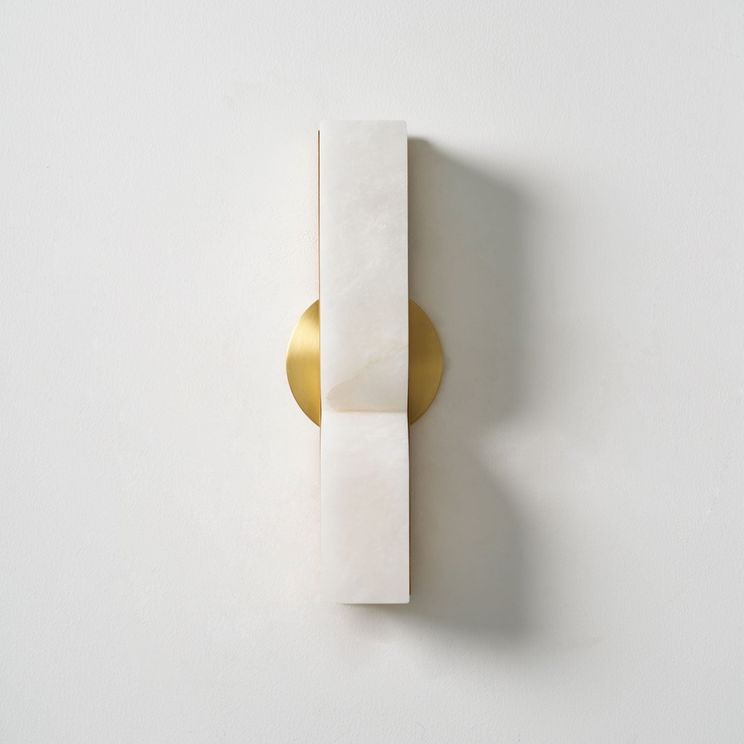 alabaster-essence-plug-in-wall-sconce-anzaz--63