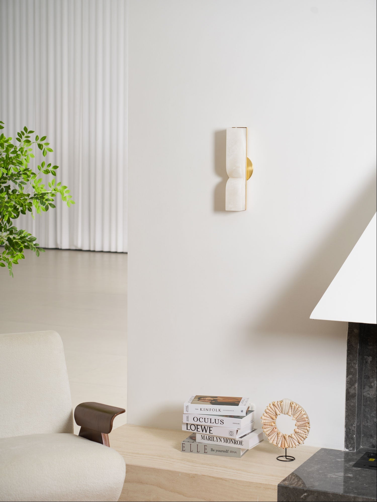 alabaster-essence-wall-sconce-anzaz--75