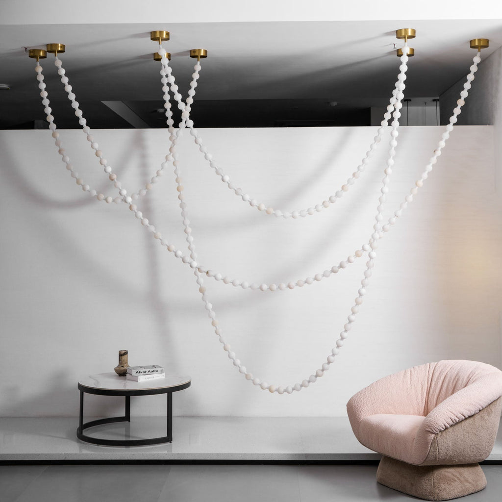 alabaster-pearl-necklace-chandelier-anzaz--39