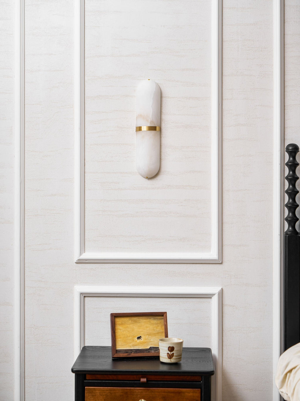 alabaster-pill-wall-light-anzaz--58