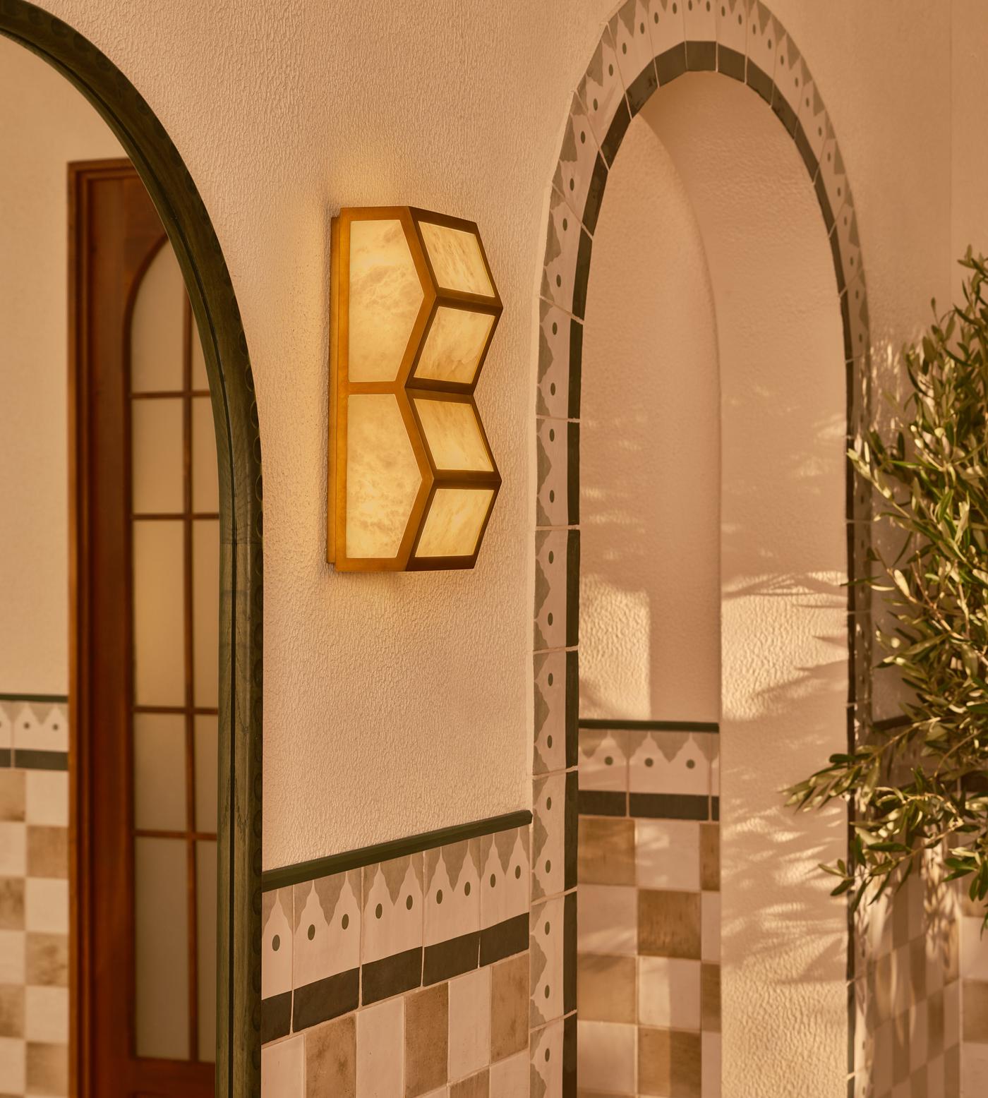 alabaster-cascade-wall-light-anzaz--2