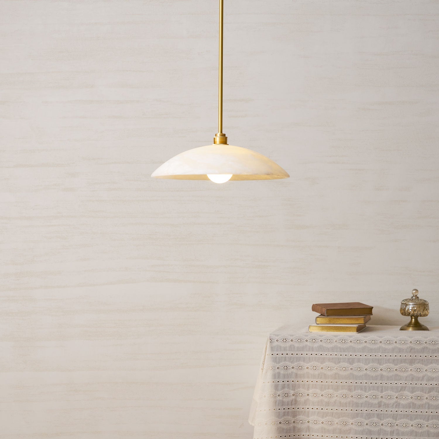 alabaster-dome-pendant-lamp-anzaz--50