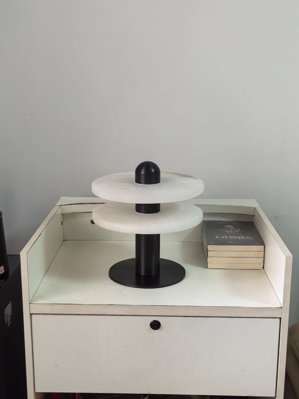 alabaster-comet-table-lamp-anzaz--28