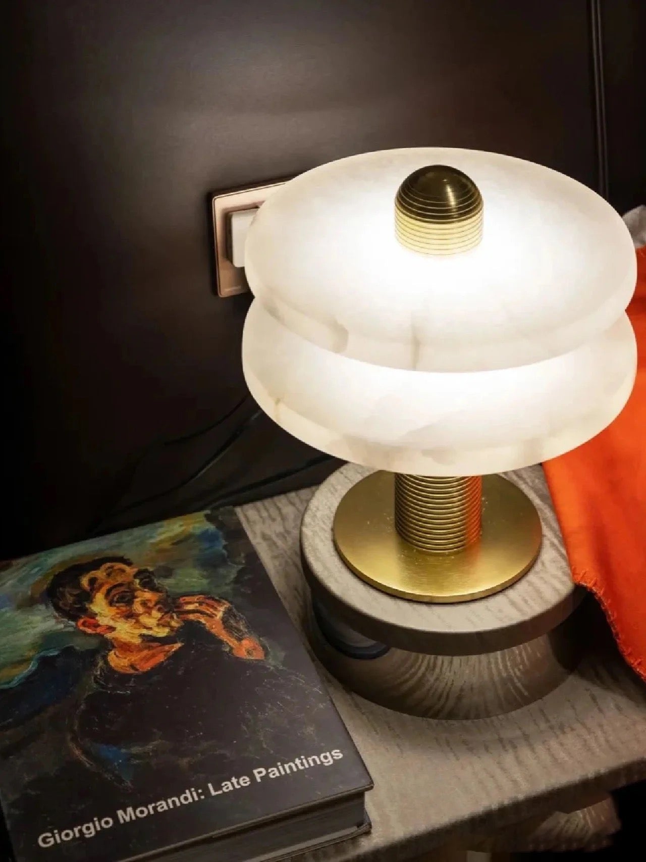 alabaster-comet-table-lamp-anzaz--33