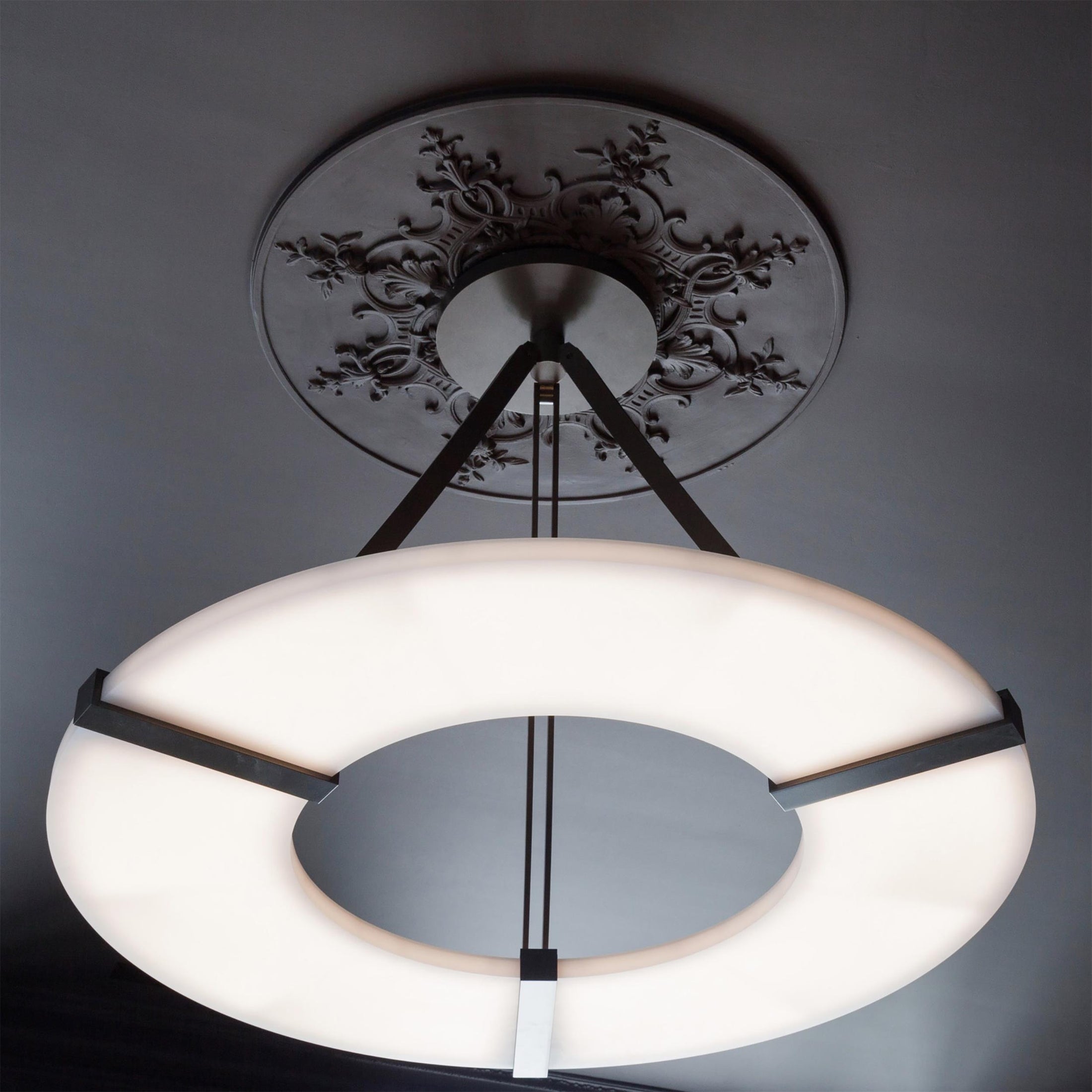 alabaster-halo-pendant-light-anzaz--23