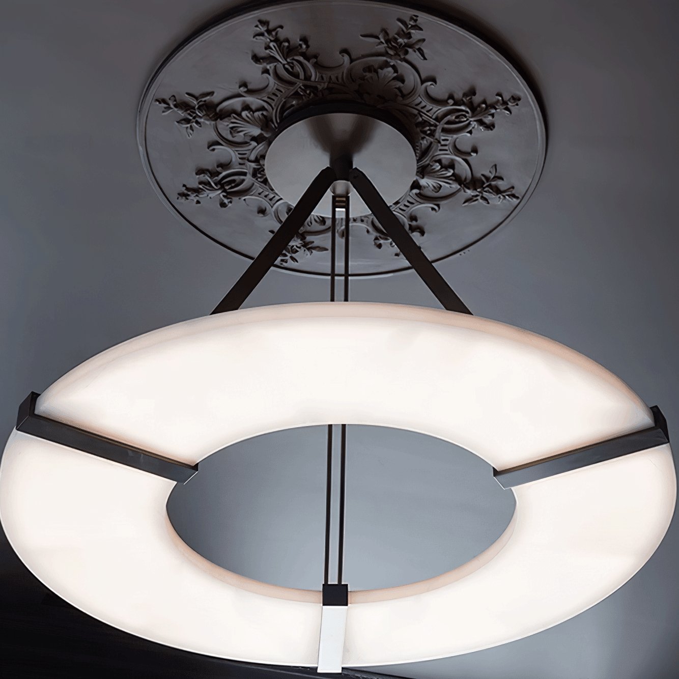 alabaster-halo-pendant-light-anzaz--10