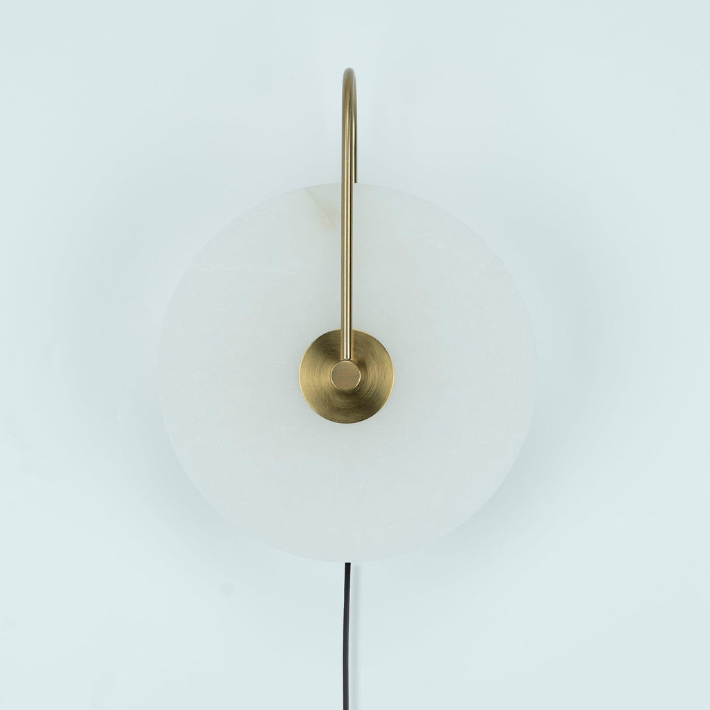 alabaster-led-plug-in-wall-lamp-anzaz-Gold & White cable-30