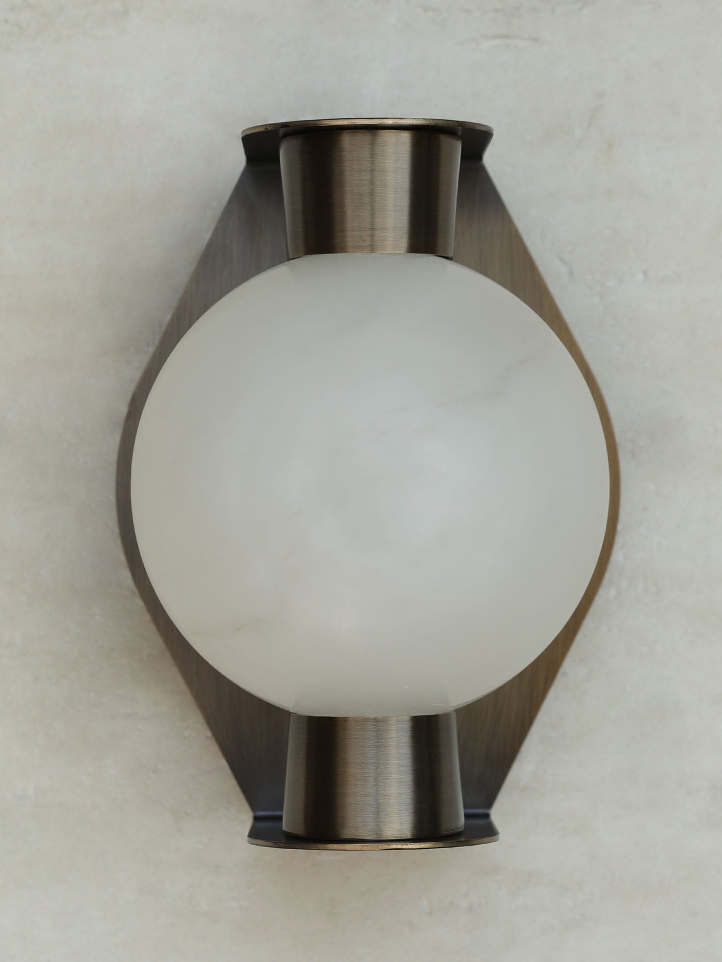 alabaster-orb-sconce-anzaz--3