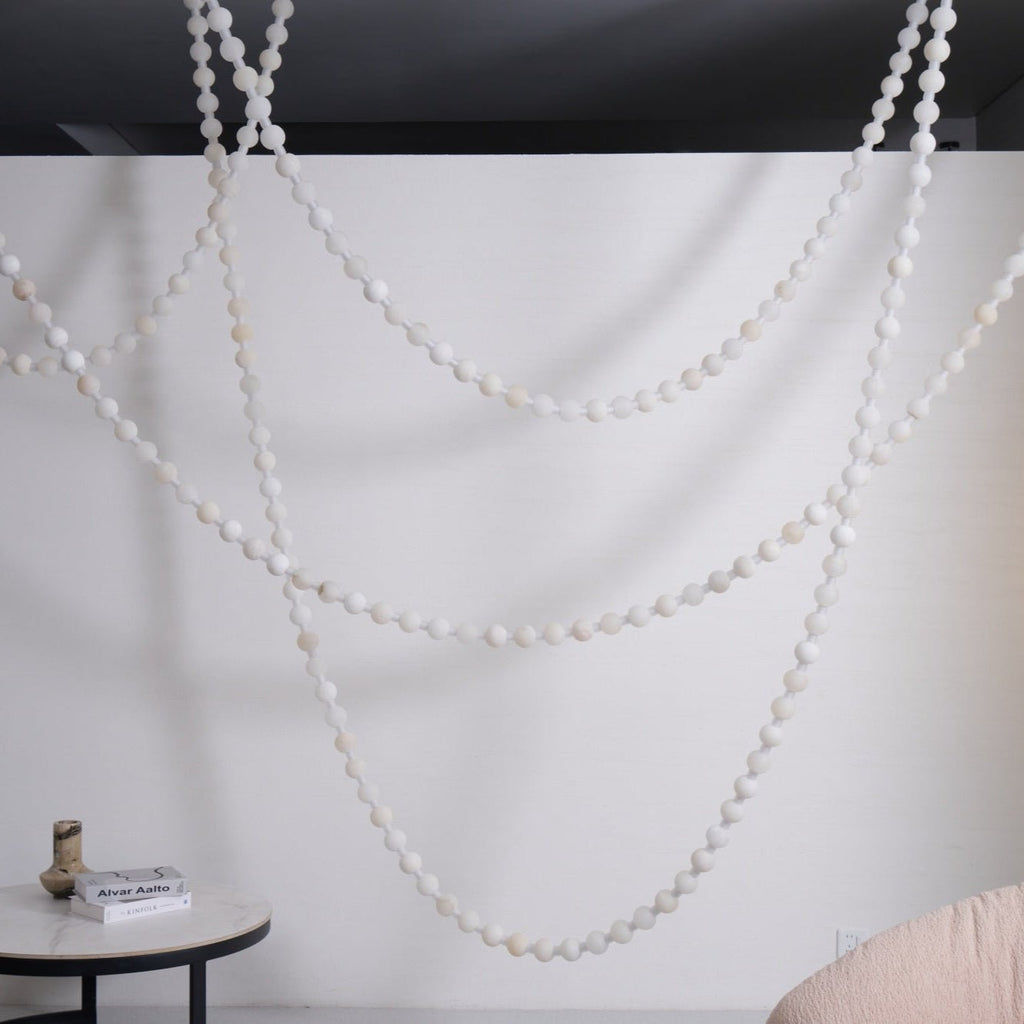 alabaster-pearl-necklace-chandelier-anzaz--11