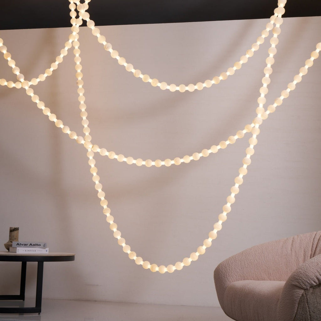 alabaster-pearl-necklace-chandelier-anzaz--28