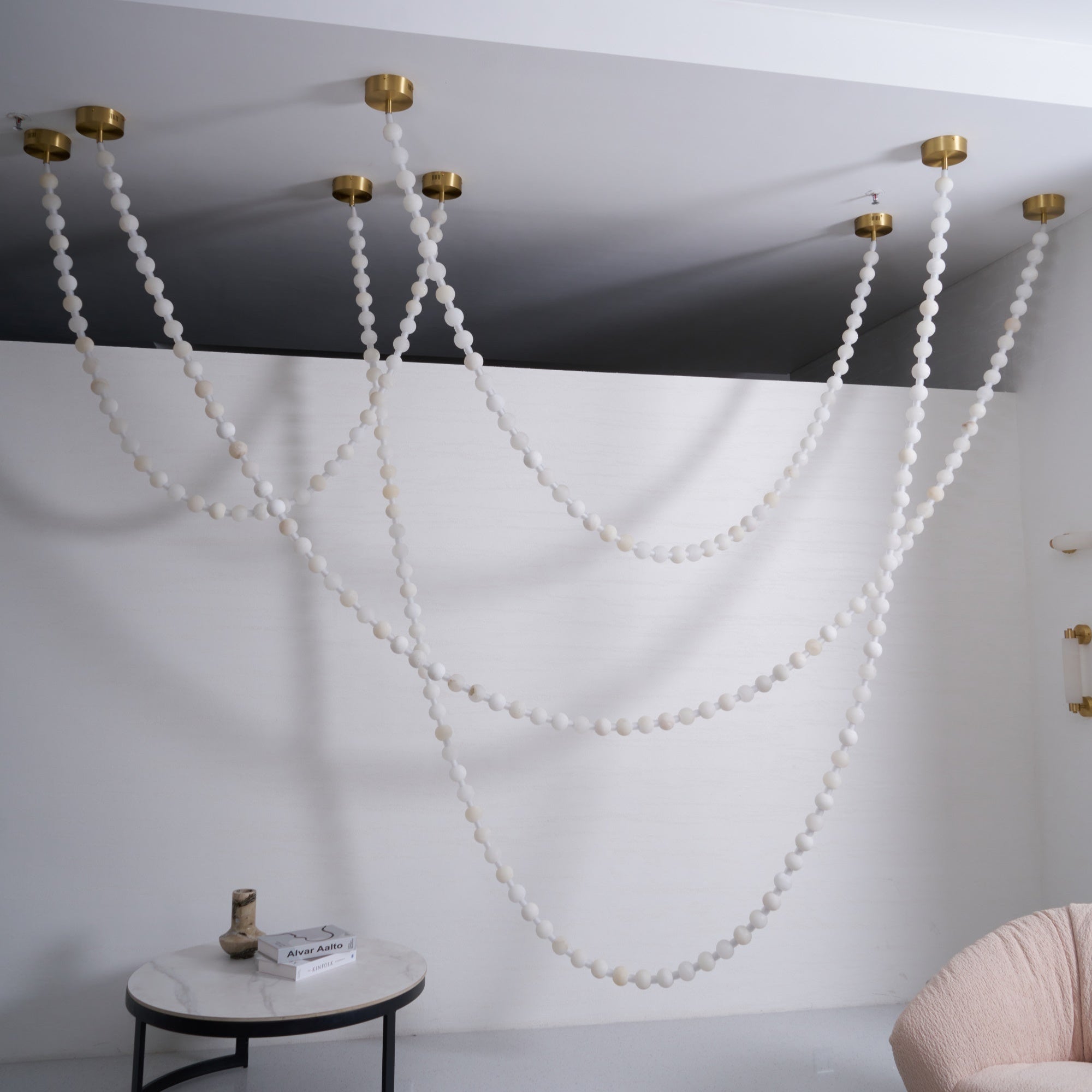 alabaster-pearl-necklace-chandelier-anzaz--8
