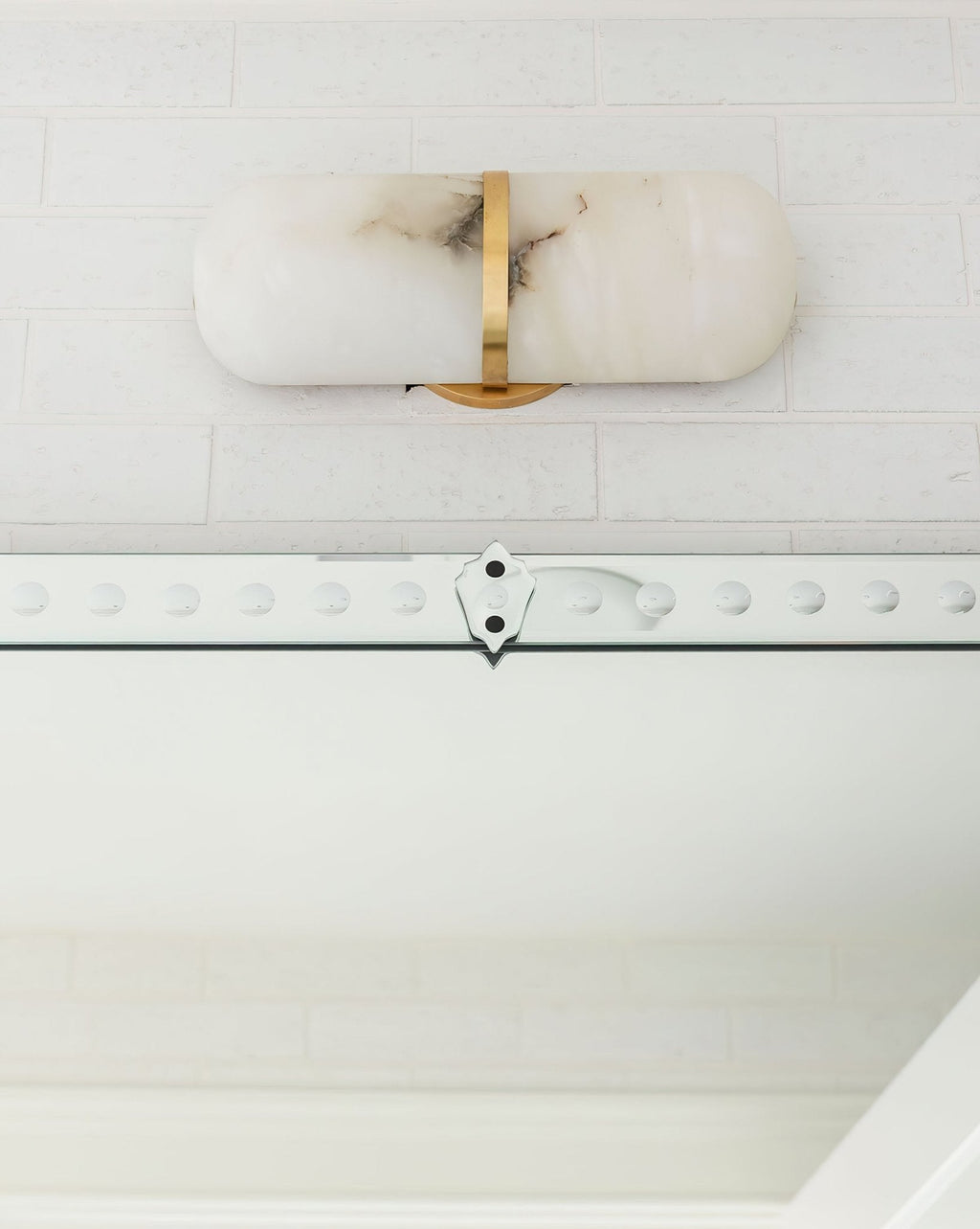 alabaster-pill-wall-light-anzaz--25