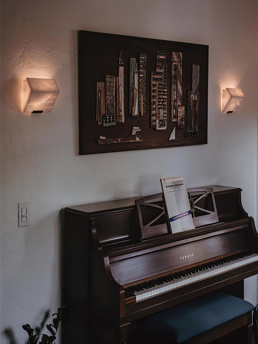 alabaster-staircase-plug-in-wall-lamp-anzaz--25