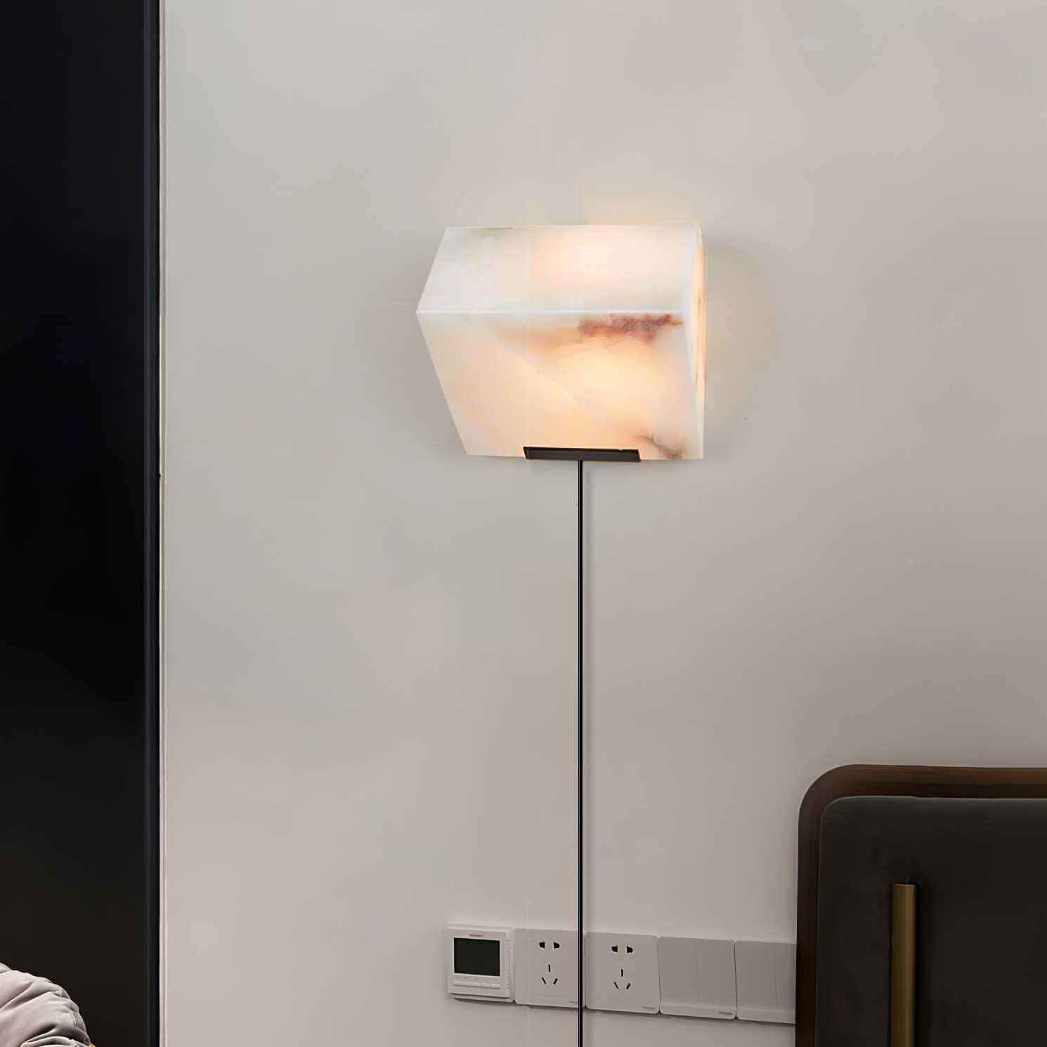 alabaster-staircase-plug-in-wall-lamp-anzaz-White-5