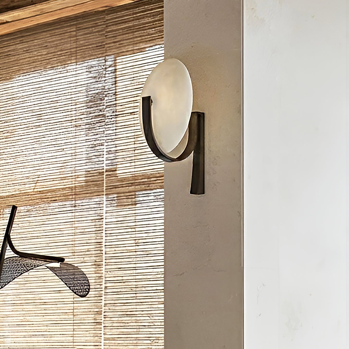 alice-alabaster-plug-in-wall-lamp-anzaz-Black-6