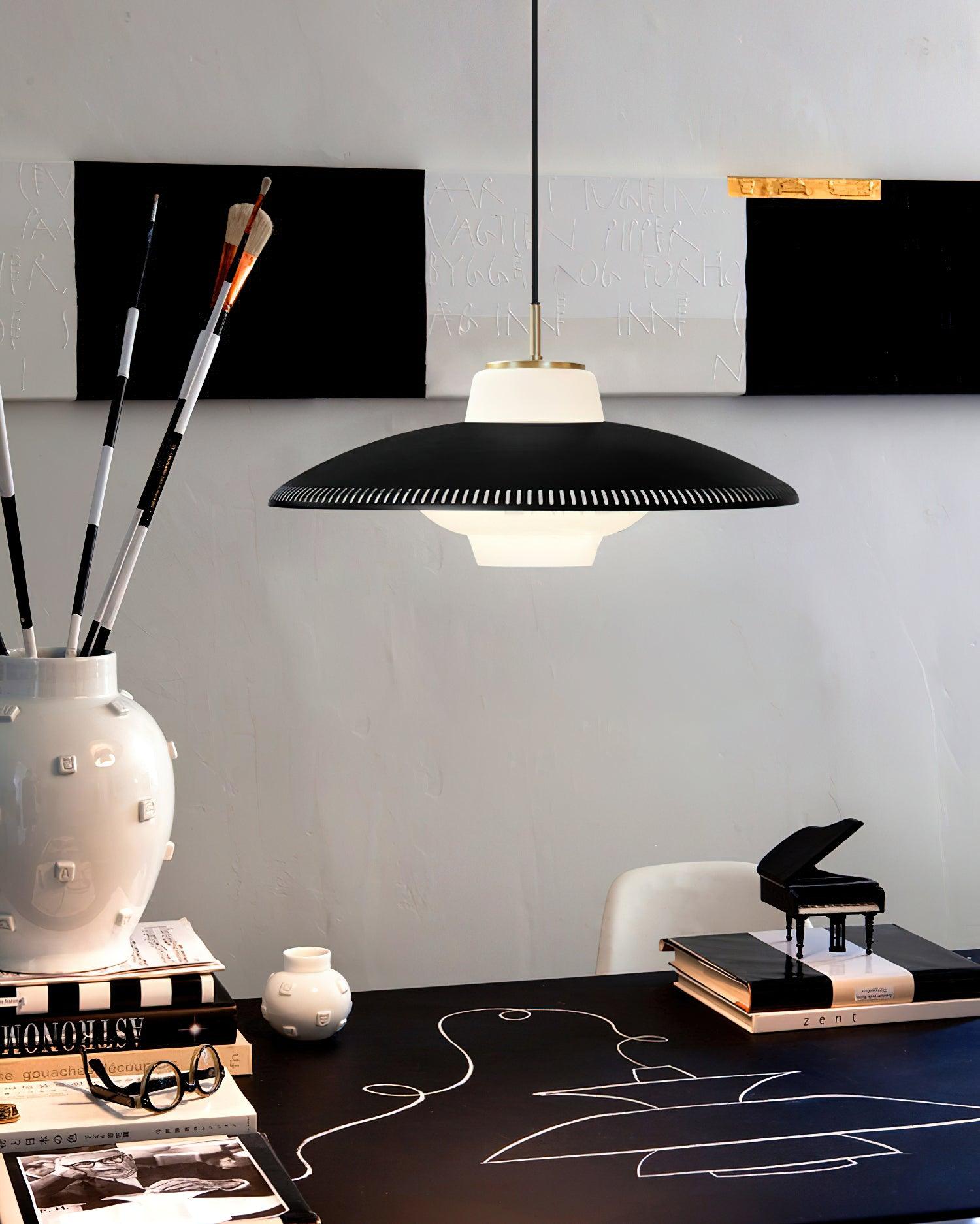 alien-frisbee-pendant-lamp-anzaz--10