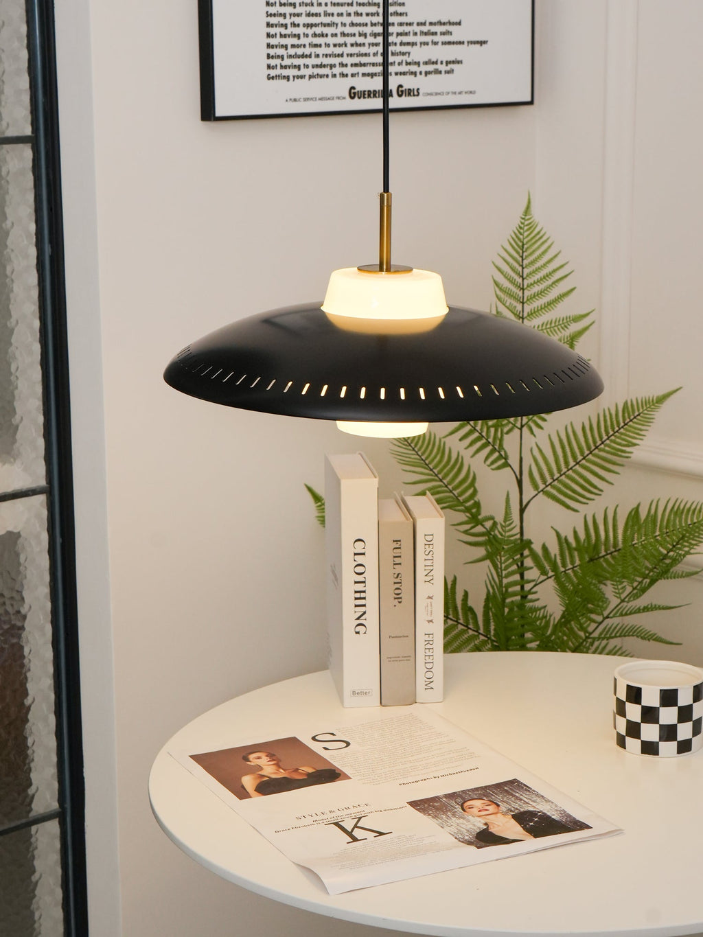 alien-frisbee-pendant-lamp-anzaz--37