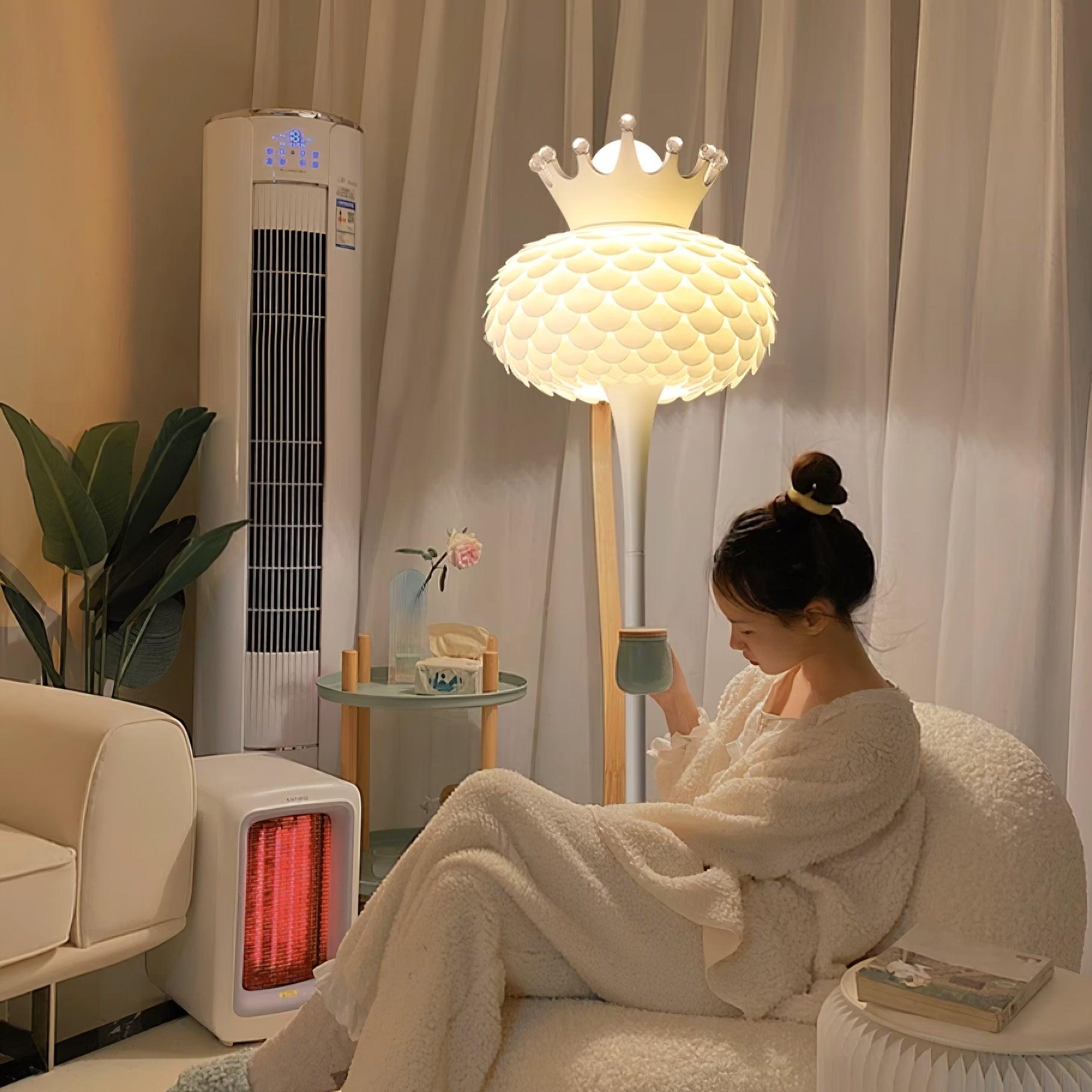 aluvia-crown-floor-lamp-anzaz--12