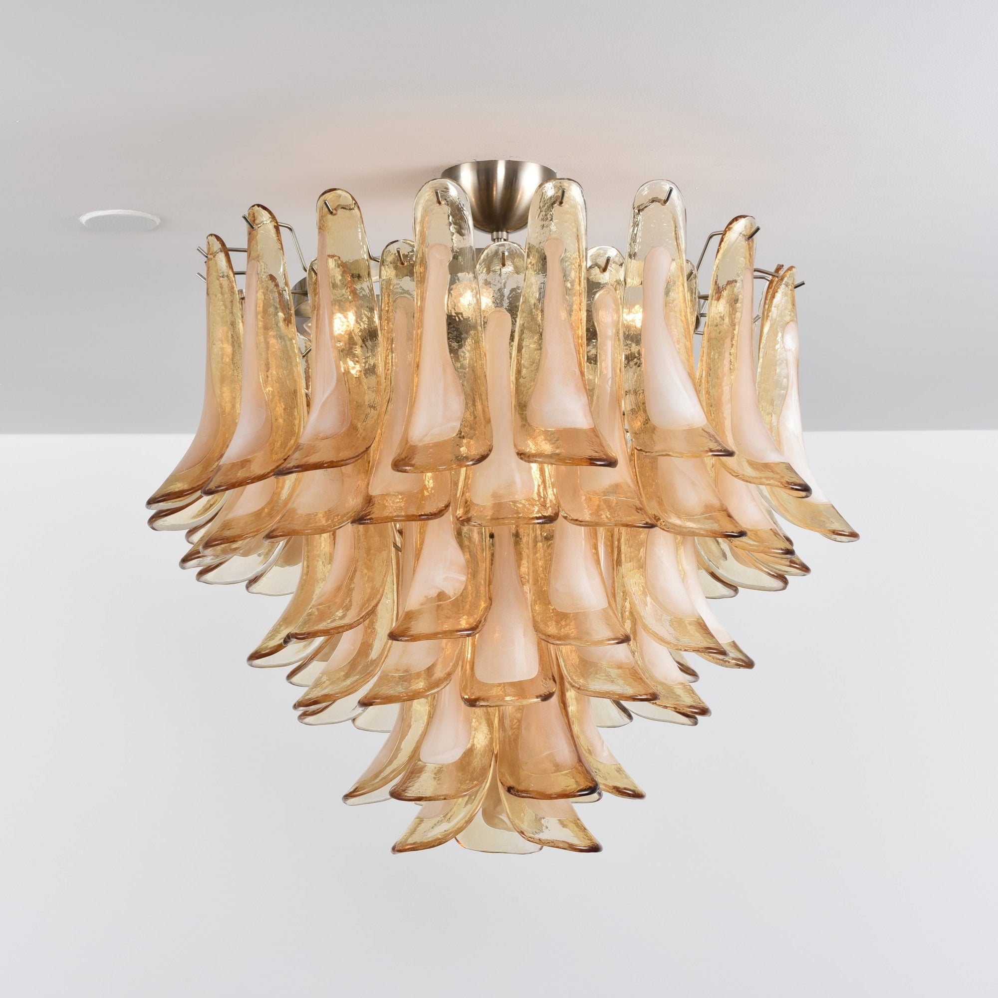 amber-petal-glass-chandelier-anzaz--14
