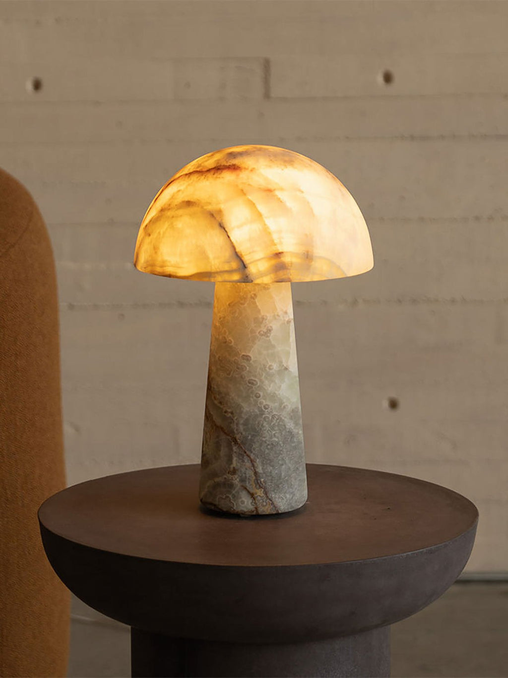 amberveil-alabaster-table-lamp-anzaz--7