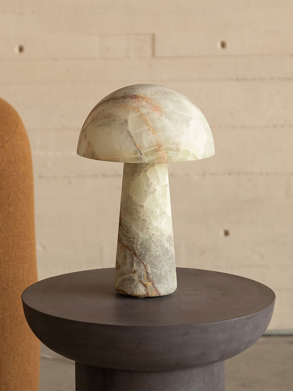 amberveil-alabaster-table-lamp-anzaz--8