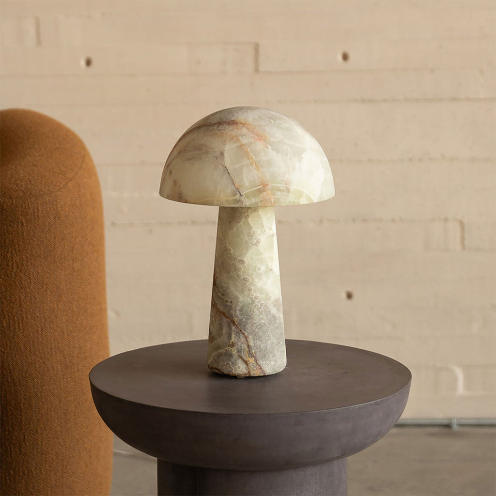 amberveil-alabaster-table-lamp-anzaz--12