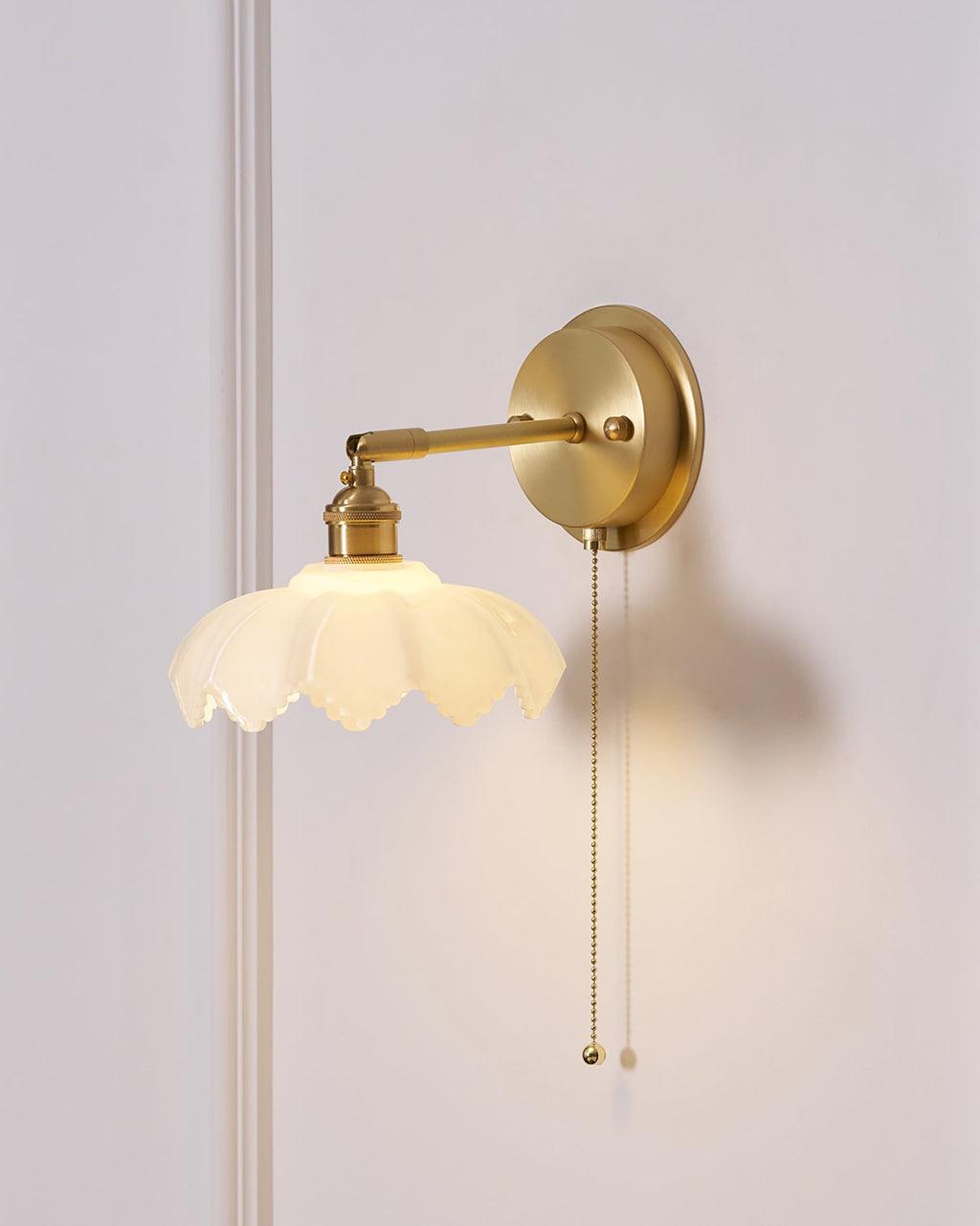 lotus-rotatable-wall-lamp-anzaz--2
