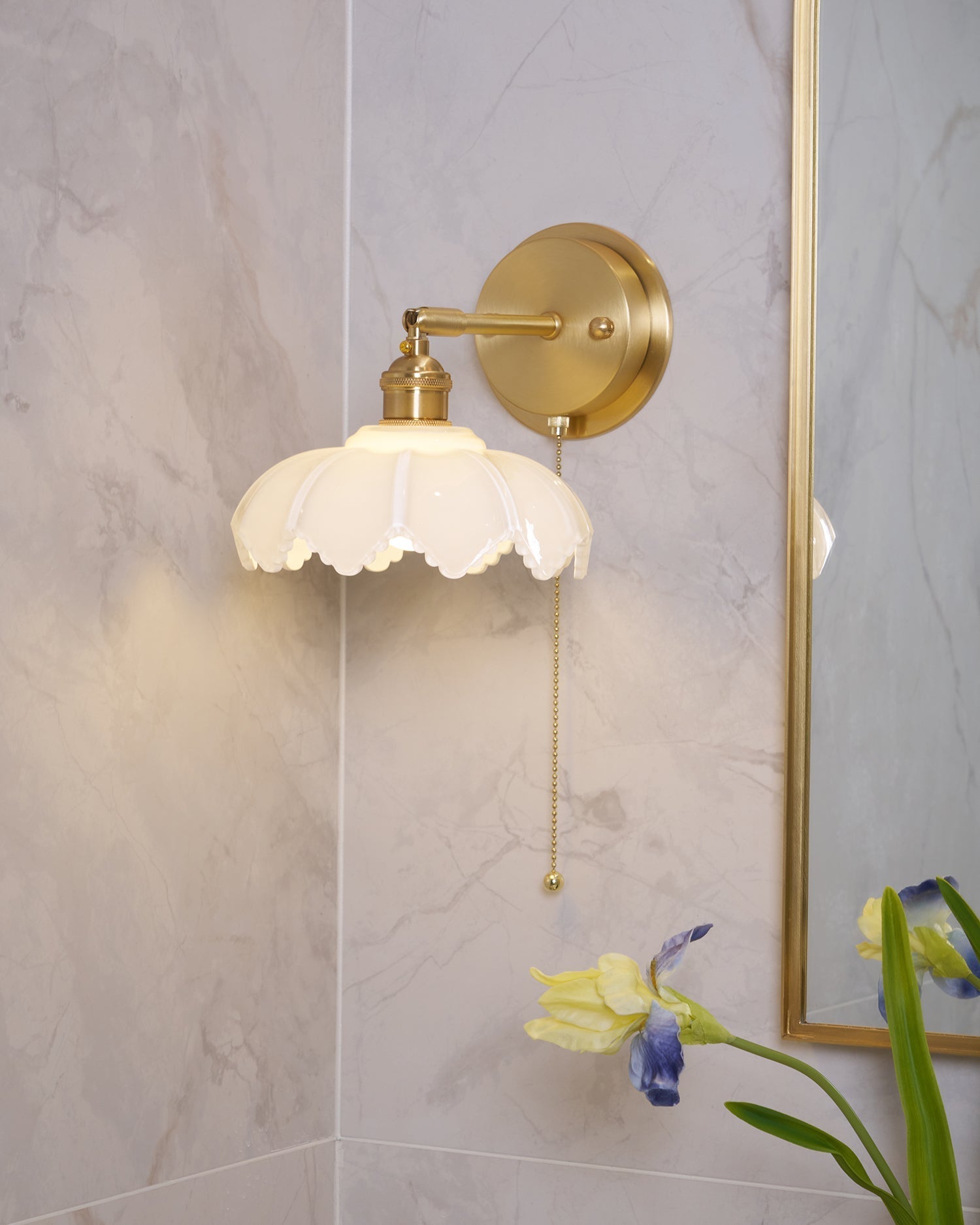 lotus-rotatable-wall-lamp-anzaz--3