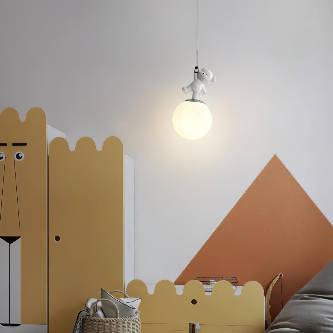 animal-and-moon-pendant-light-anzaz--15