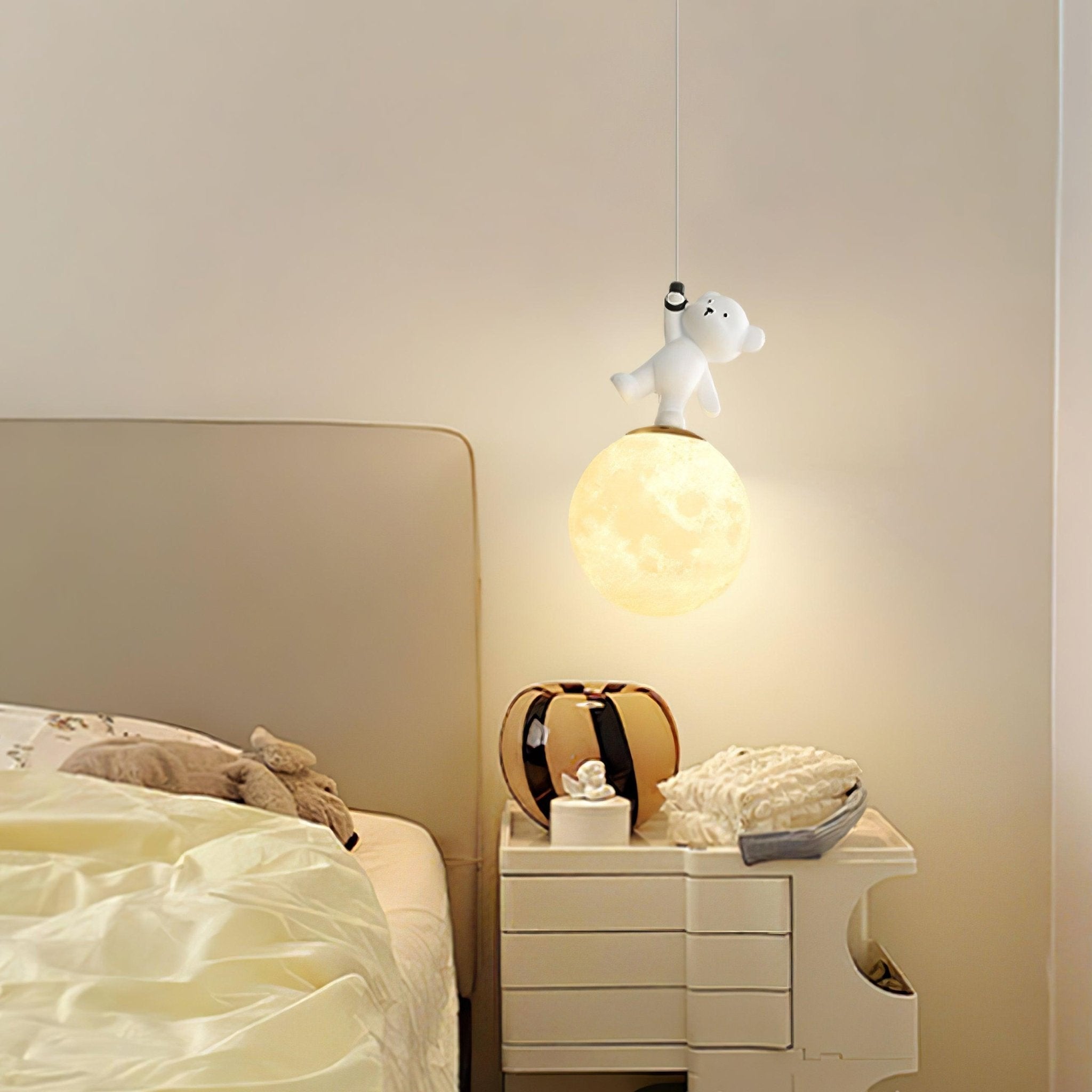 animal-and-moon-pendant-light-anzaz-Gold-4