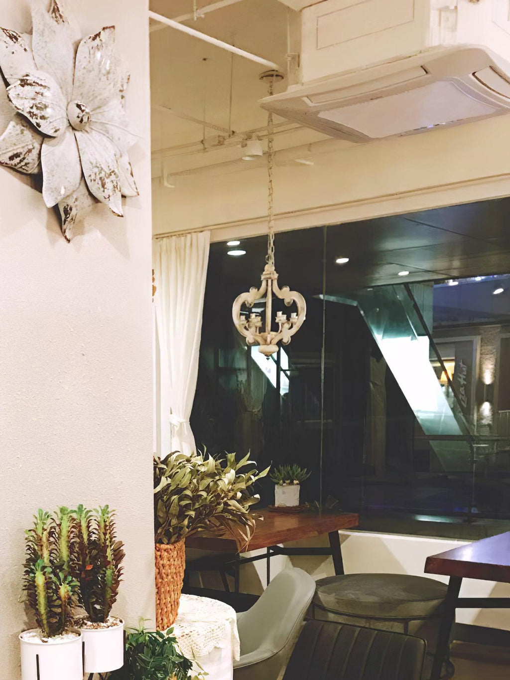 antique-white-style-chandelier-anzaz--39