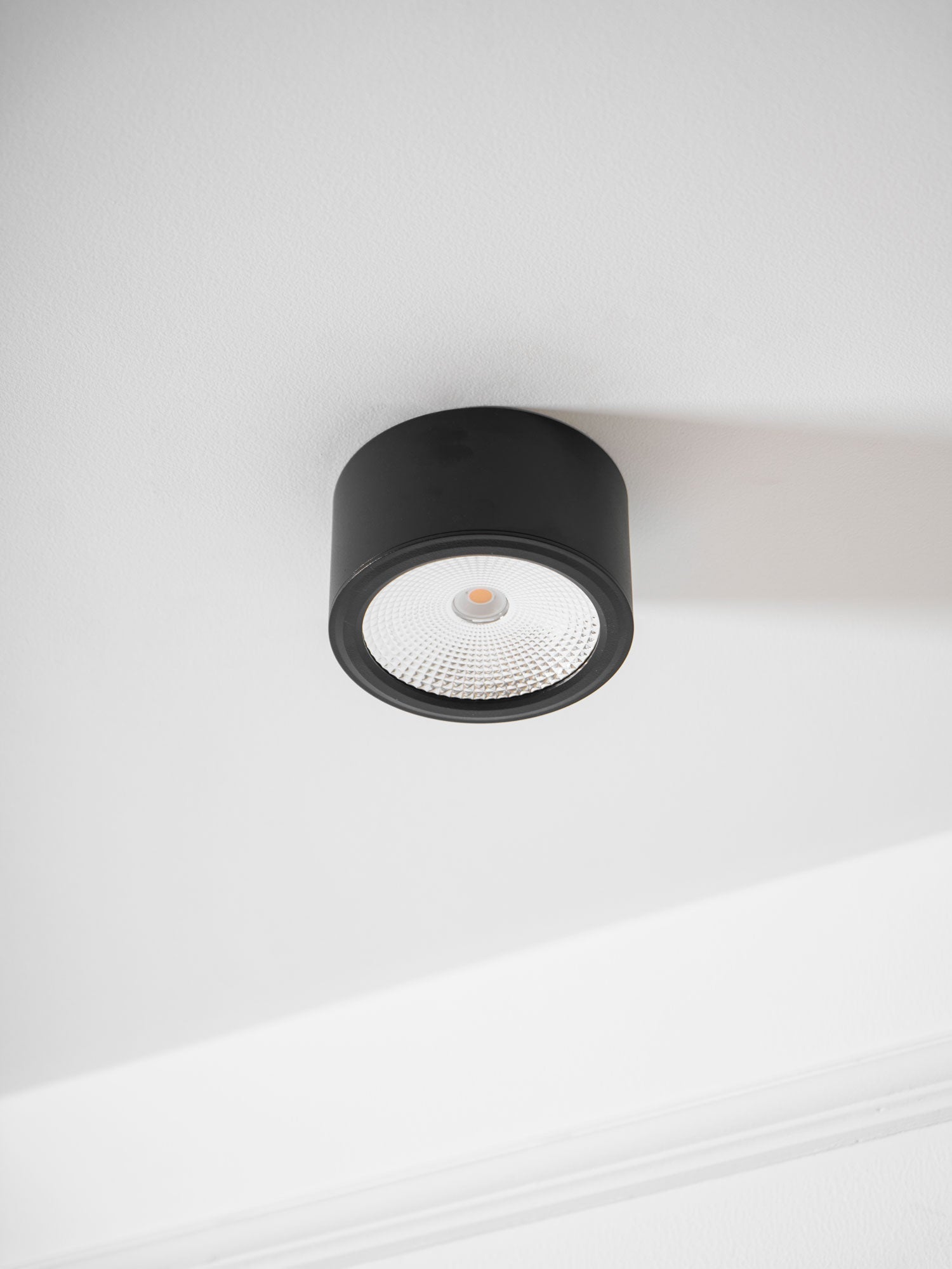 anzio-spotlights-anzaz-Black-25