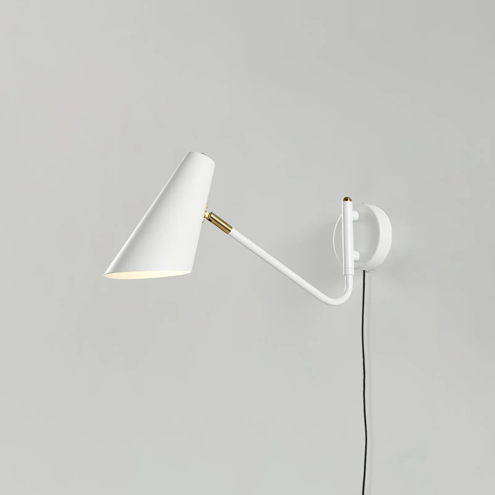 apex-plug-in-wall-sconce-anzaz-L 16.5″ x H 7.5″-8