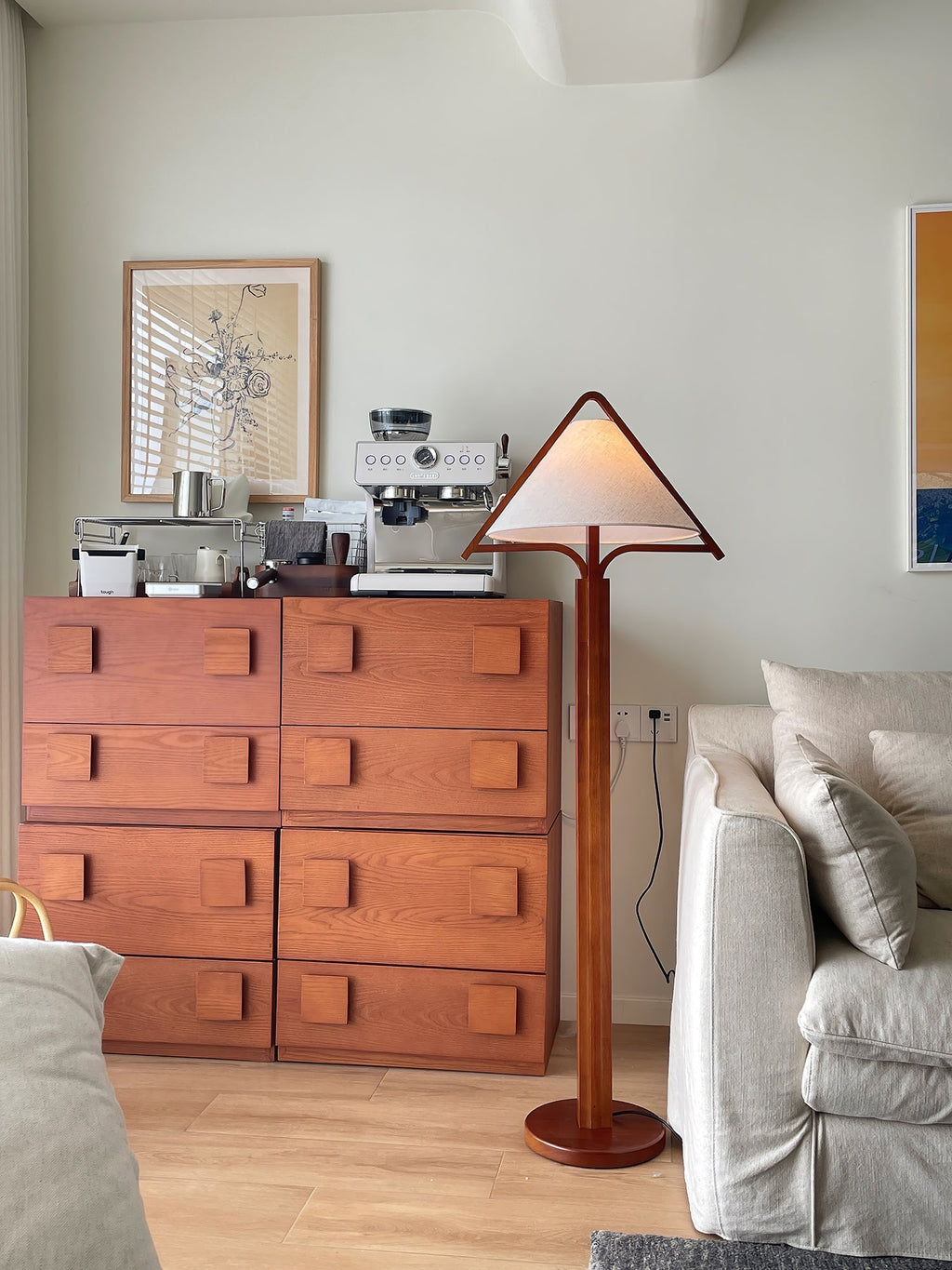 apex-triangle-shade-floor-lamp-anzaz--18