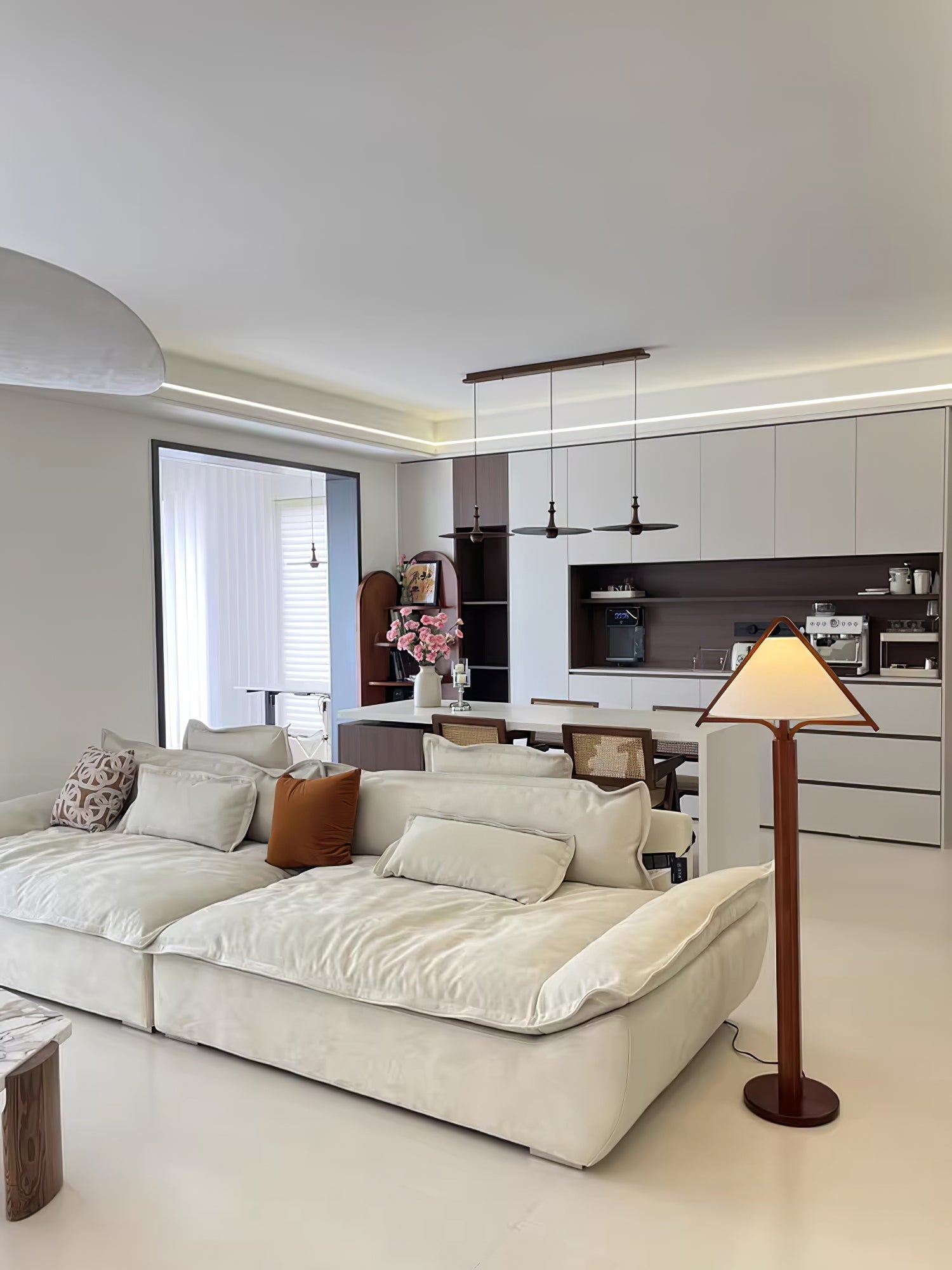 apex-triangle-shade-floor-lamp-anzaz--25