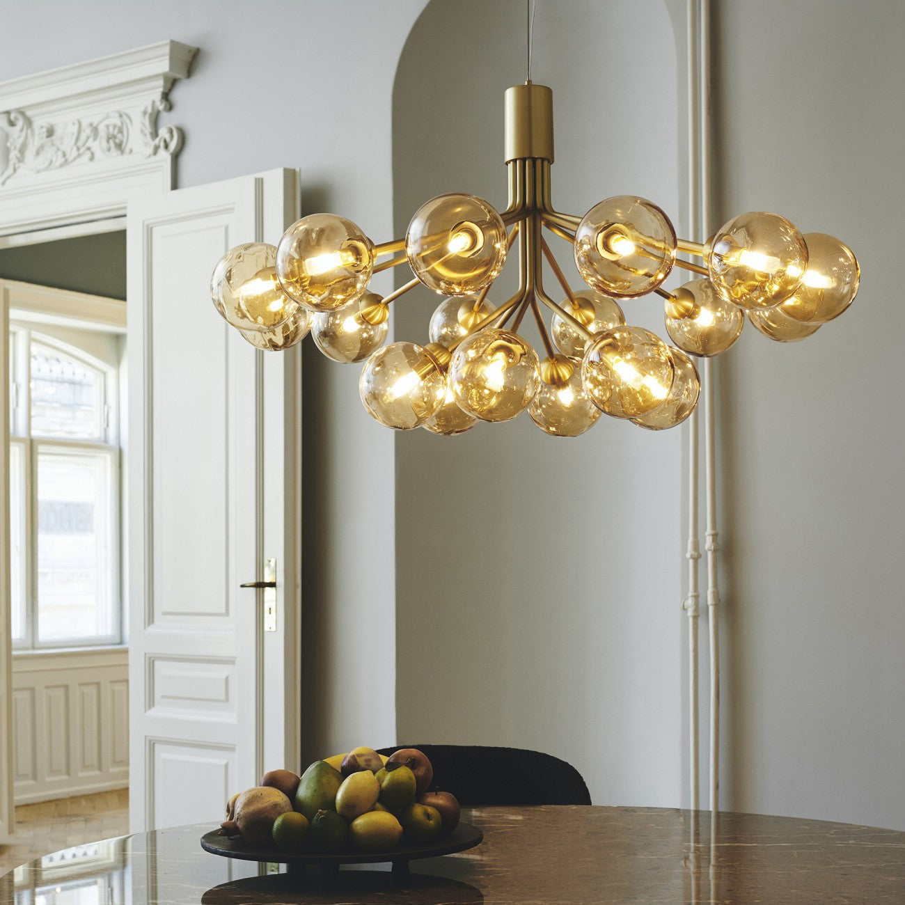 glass-sphere-cluster-chandelier-anzaz-Black-9