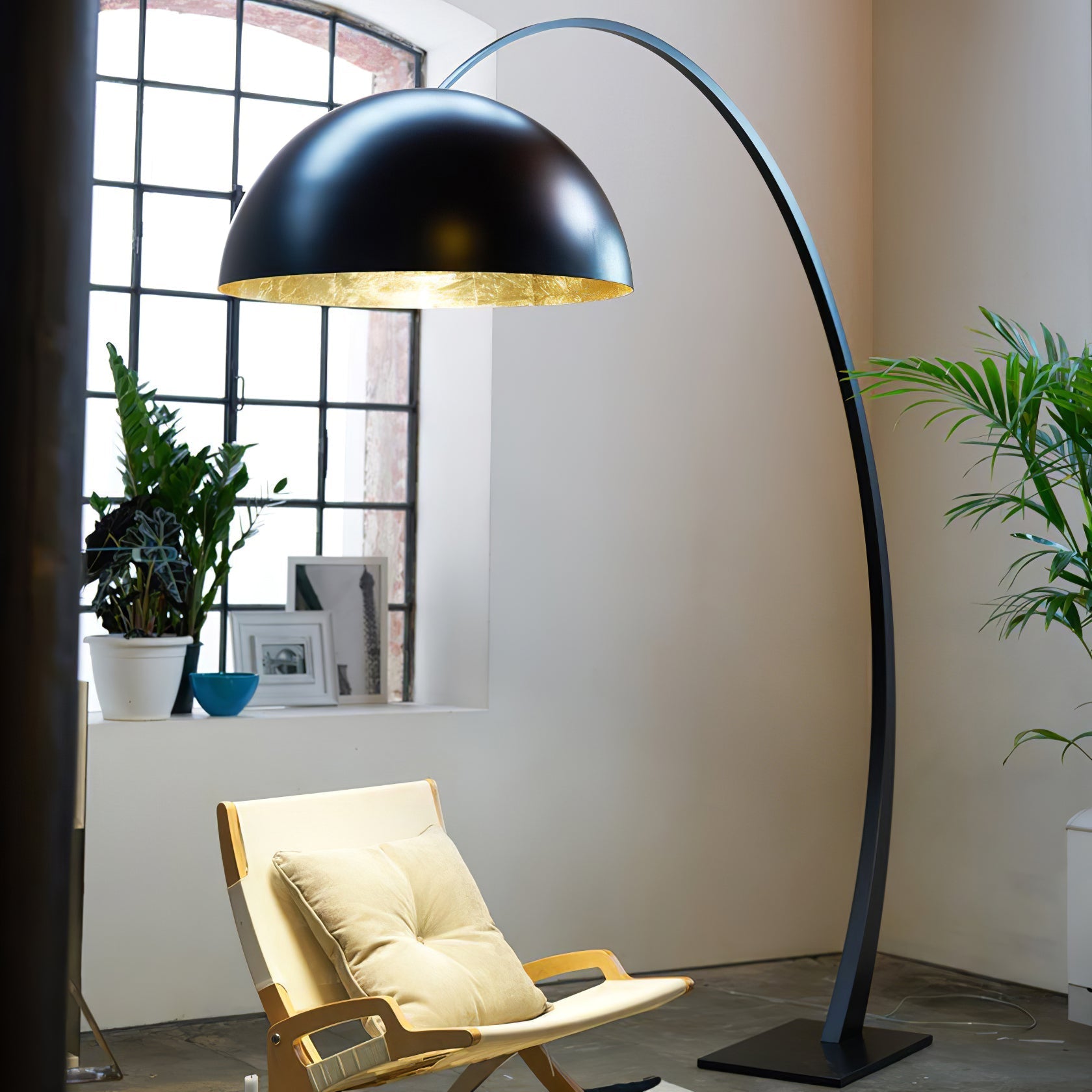 arca-floor-lamp-anzaz-Gold & Black-2