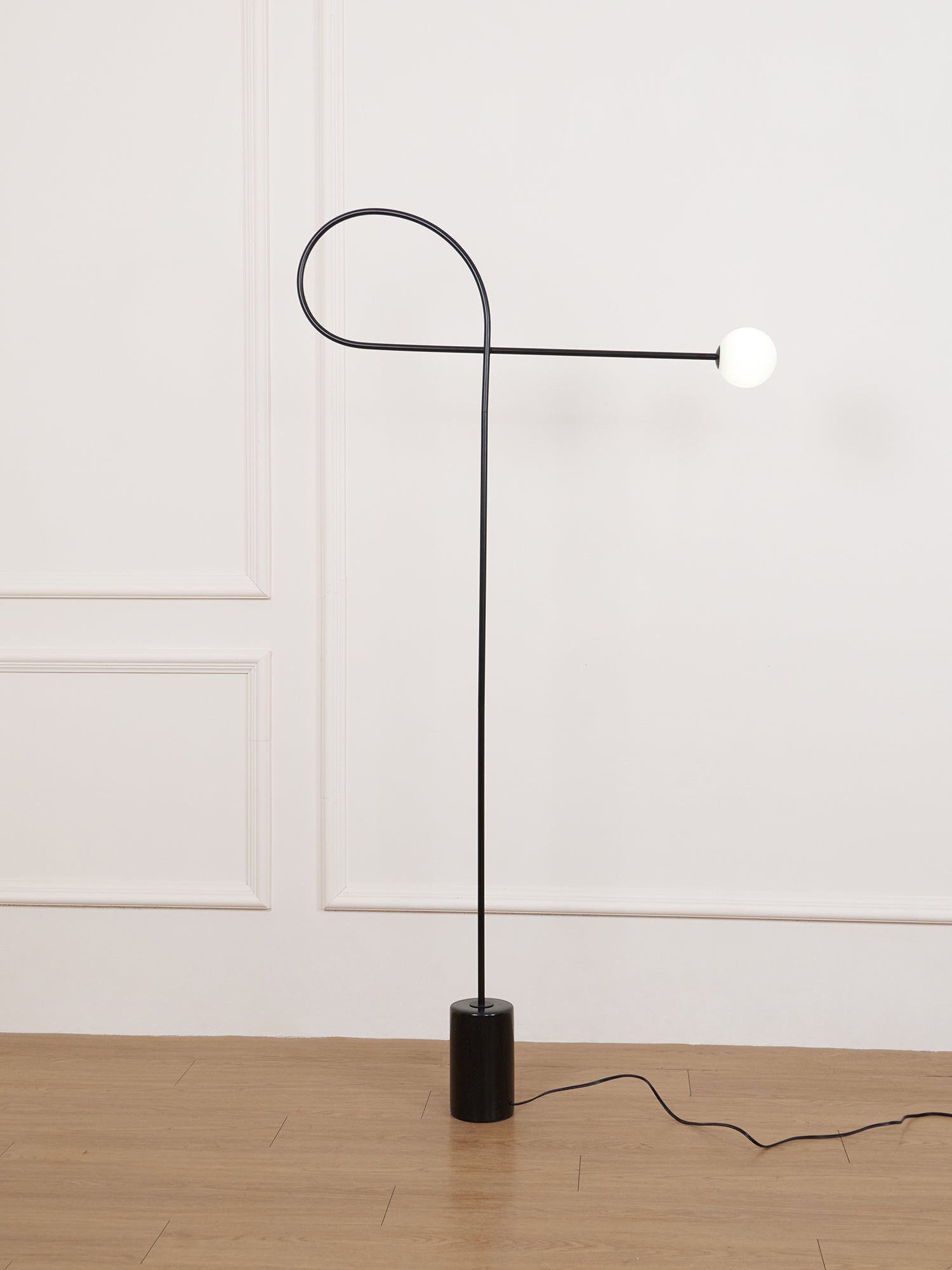 arcane-orb-floor-lamp-anzaz-Black & White-7