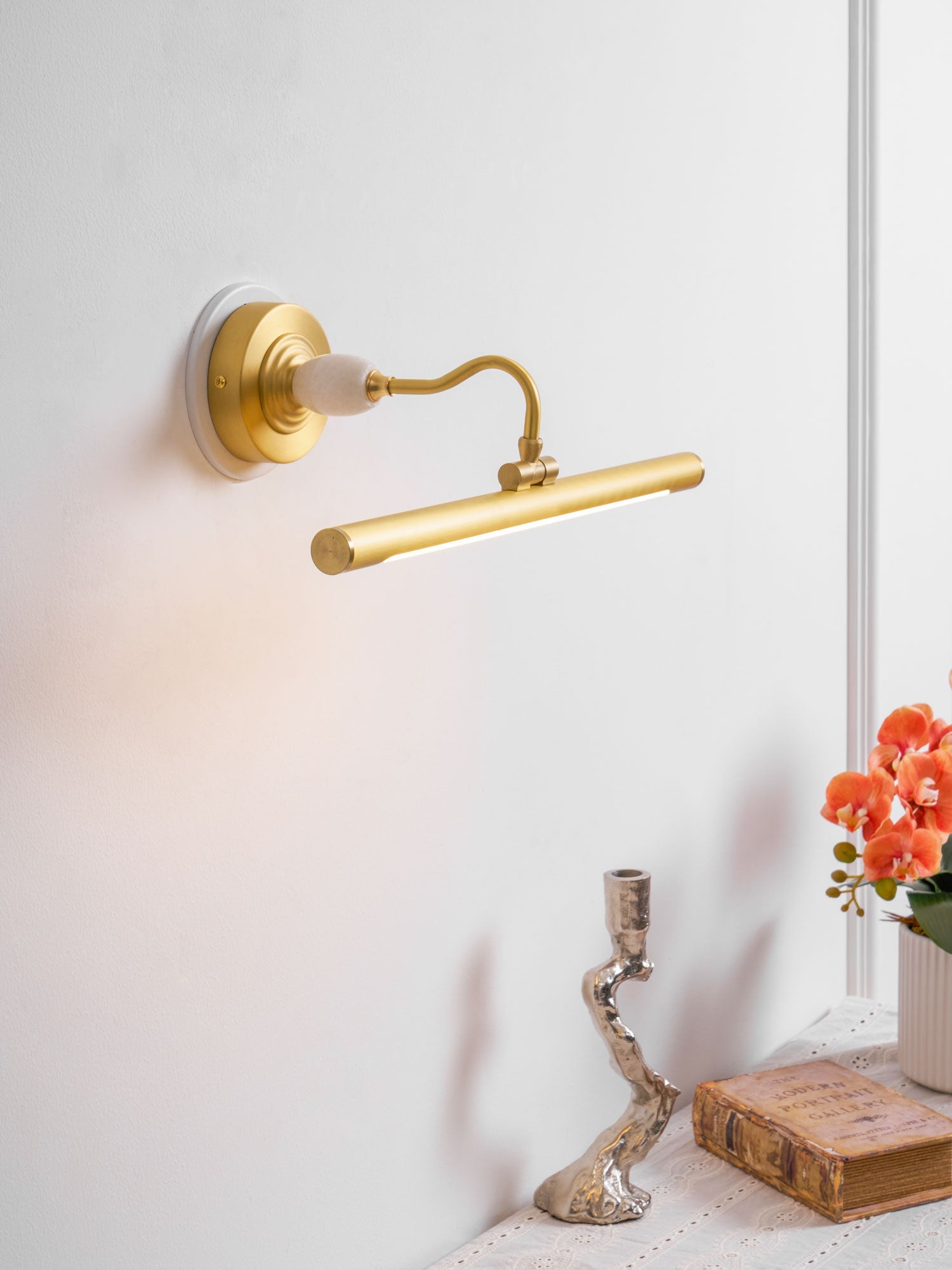 archer-art-linear-wall-light-anzaz--30