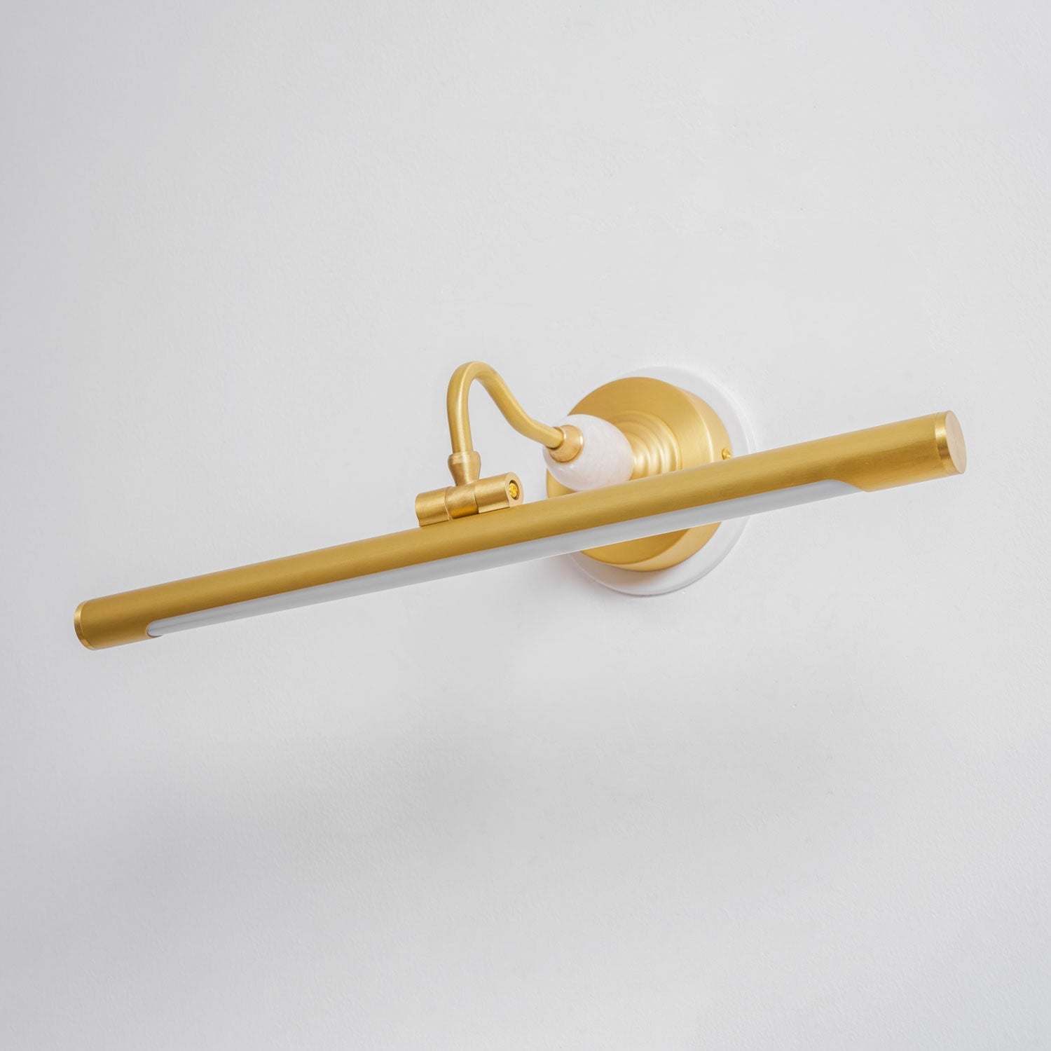 archer-art-linear-wall-light-anzaz--33